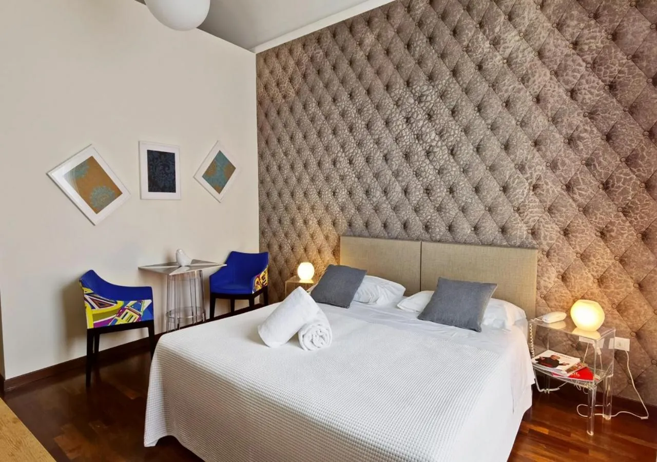 Property building, Bed in Artistic Charming House