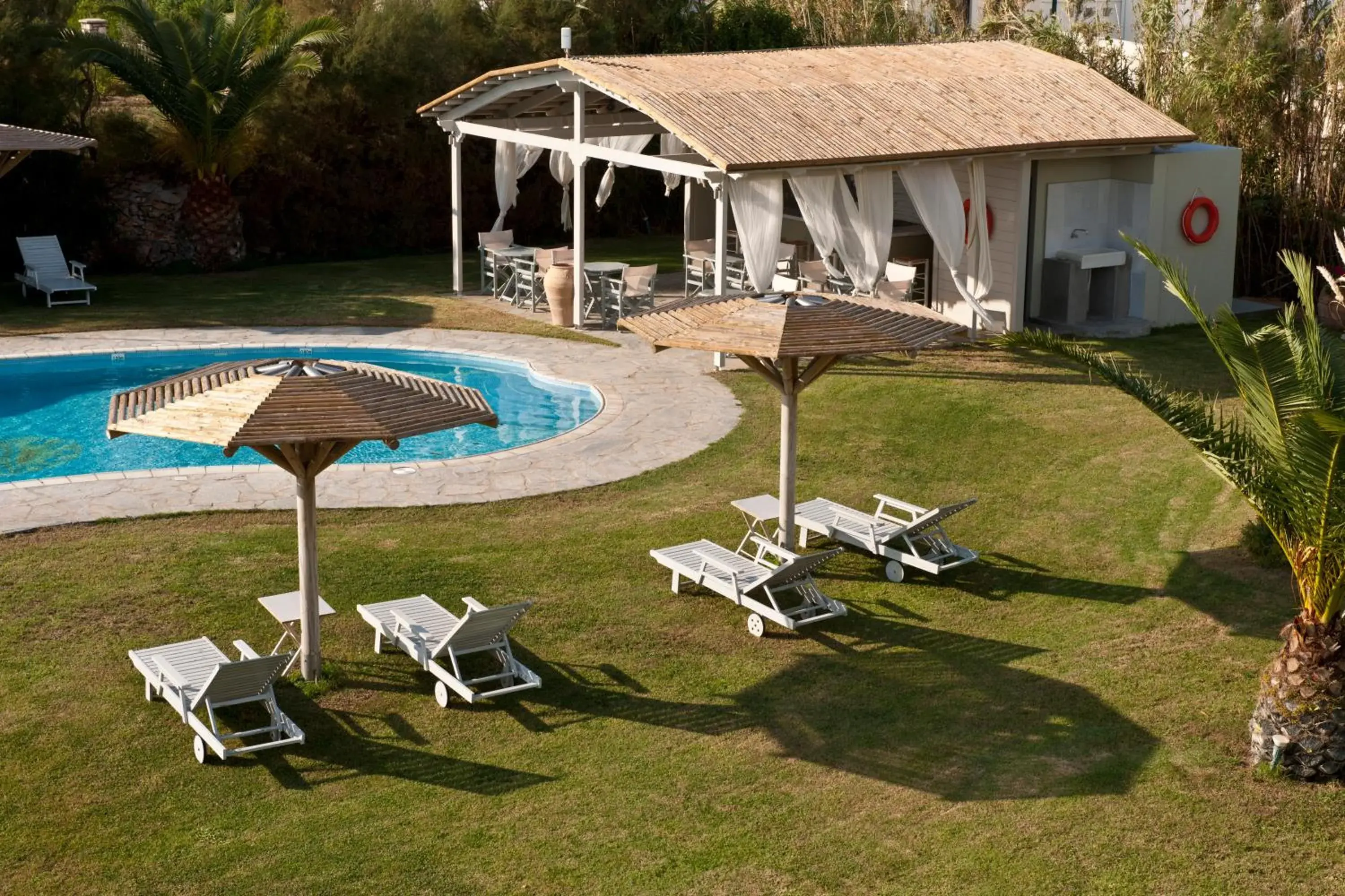 Swimming pool, Garden in Ammos Naxos Exclusive Apartment