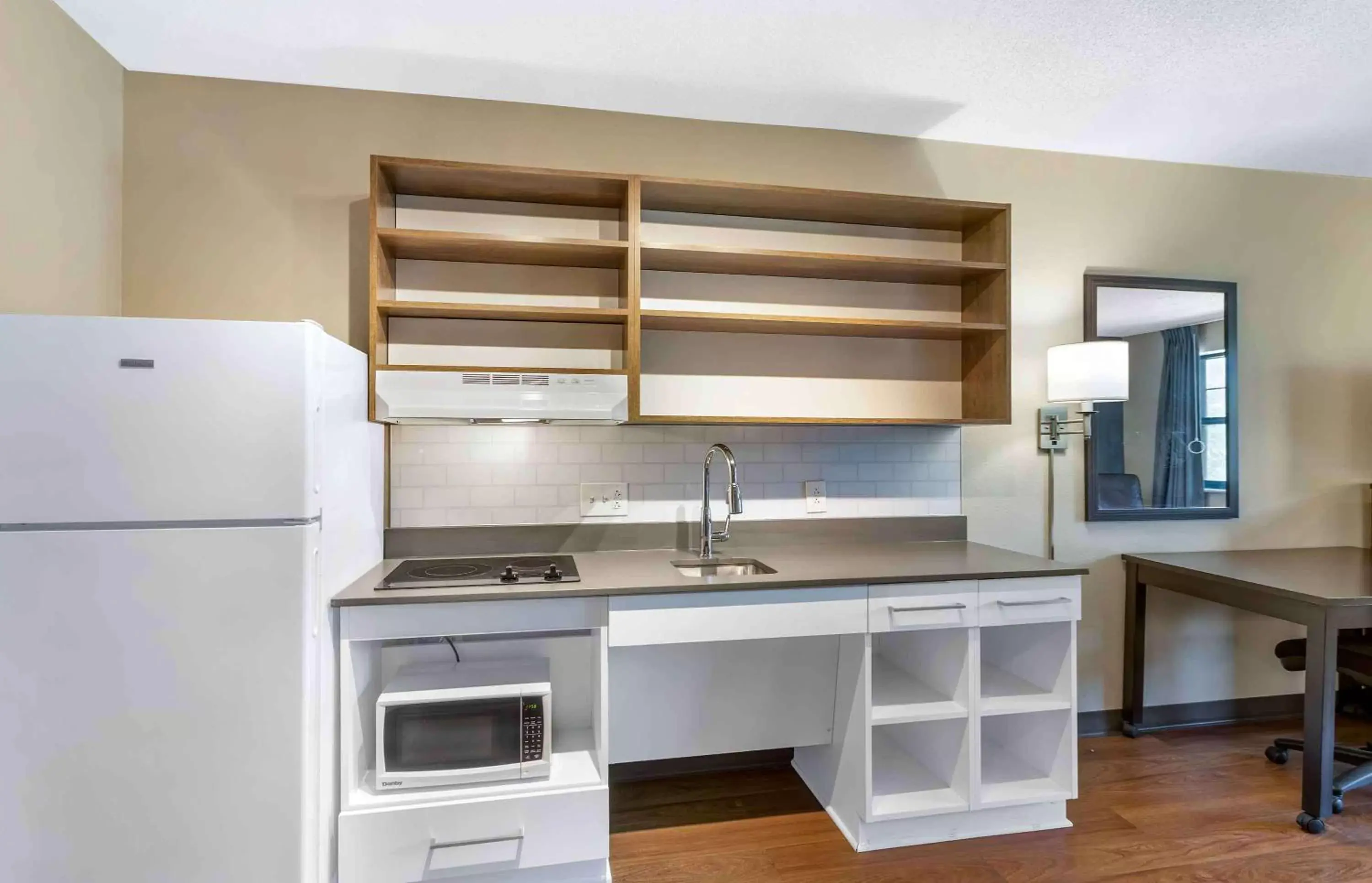 Bedroom, Kitchen/Kitchenette in Extended Stay America Premier Suites - Nashville - Vanderbilt