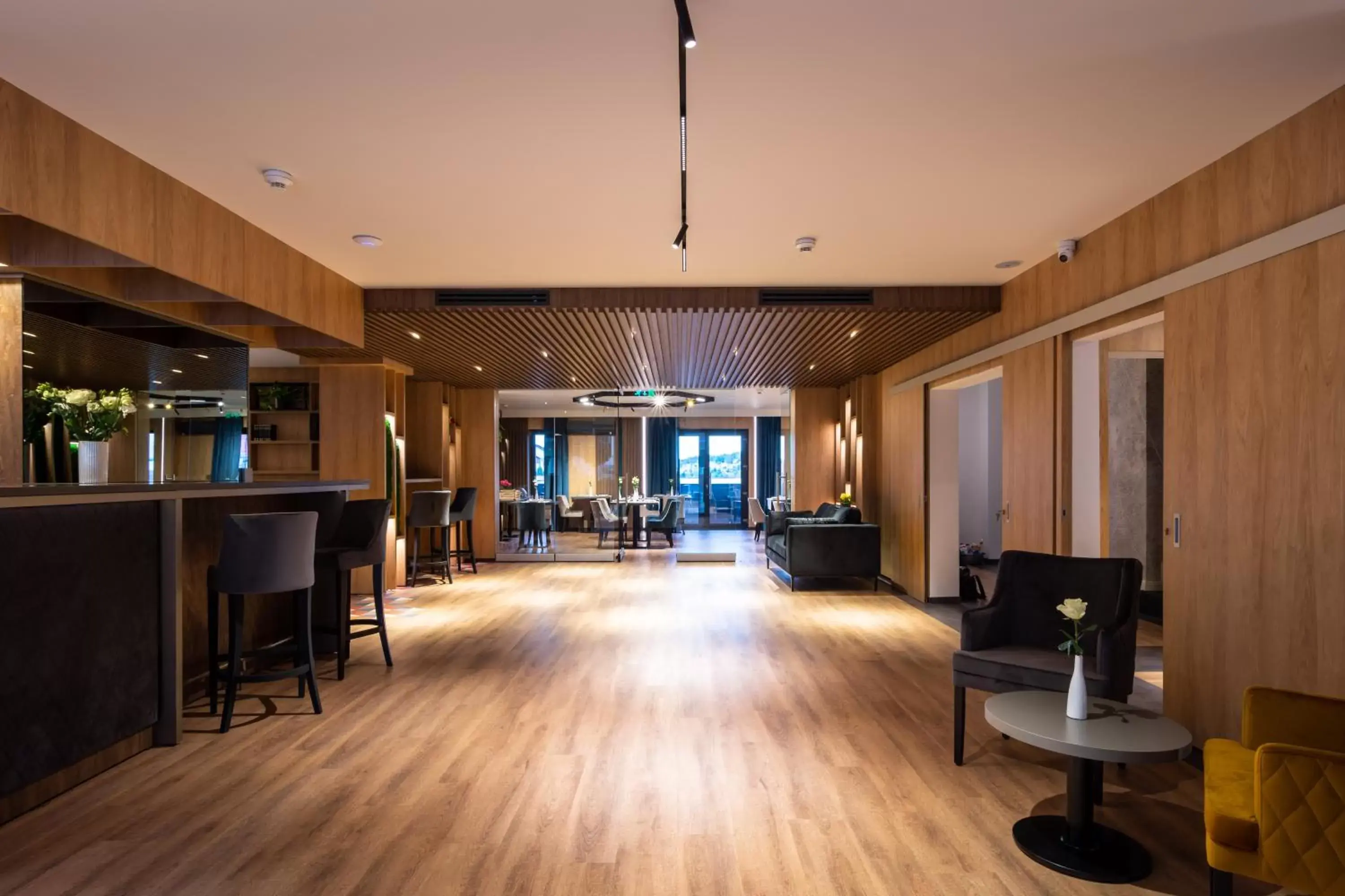 Lobby or reception in Aparthotel NOX Lobby or reception in Aparthotel NOX