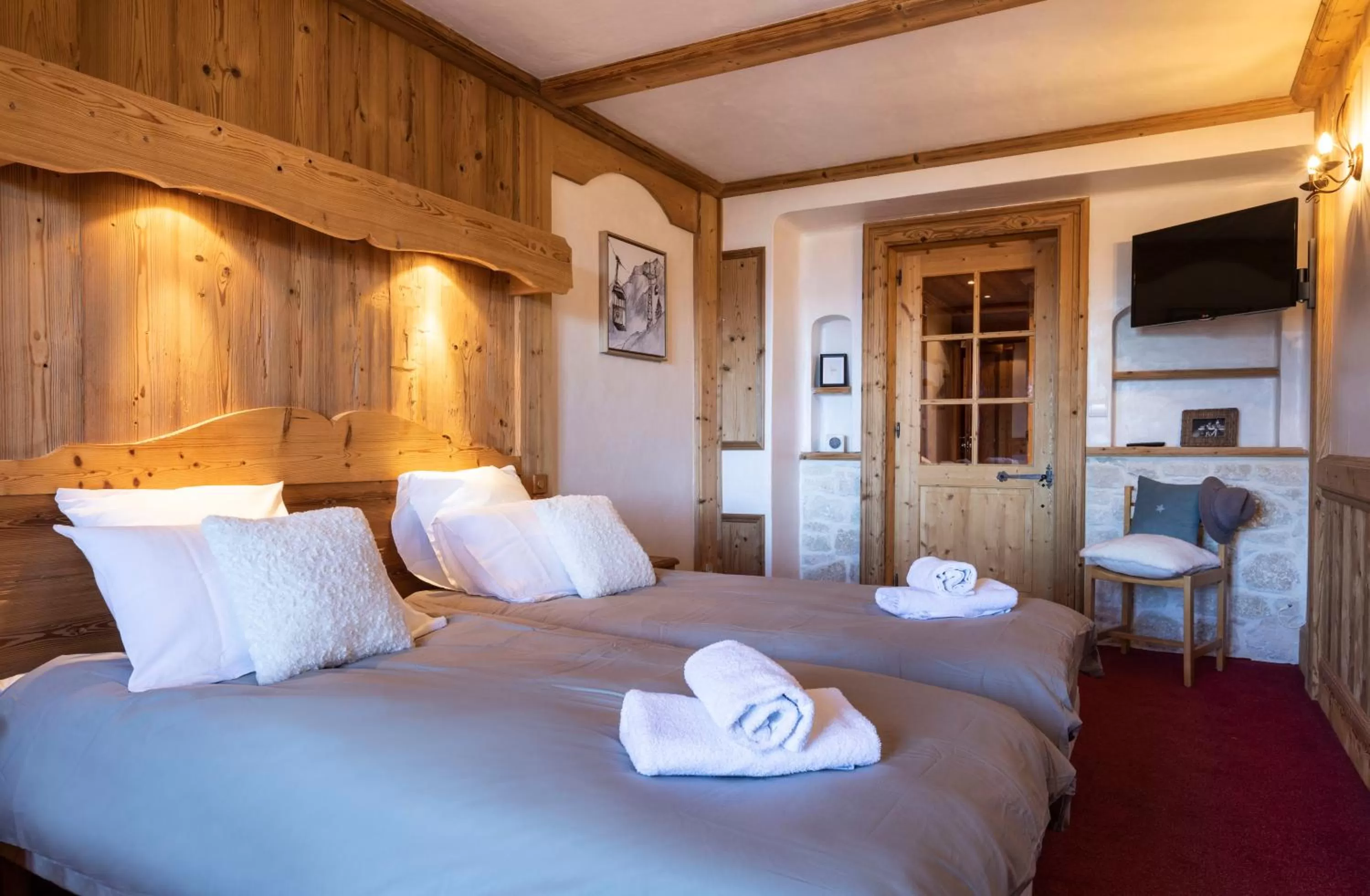 Bedroom, Bed in TERRESENS - LES CASCADES