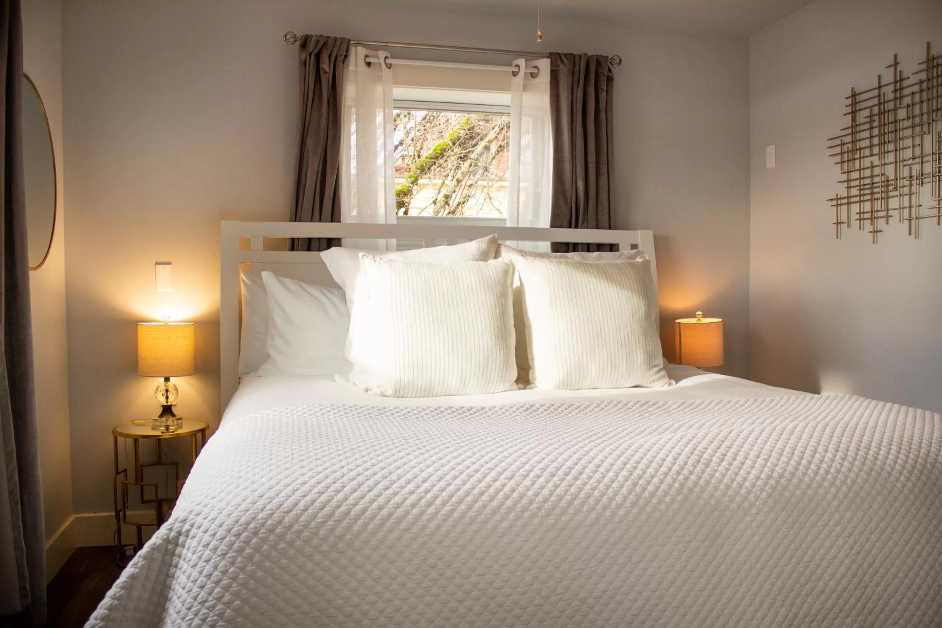 Bed in Douglas On Third