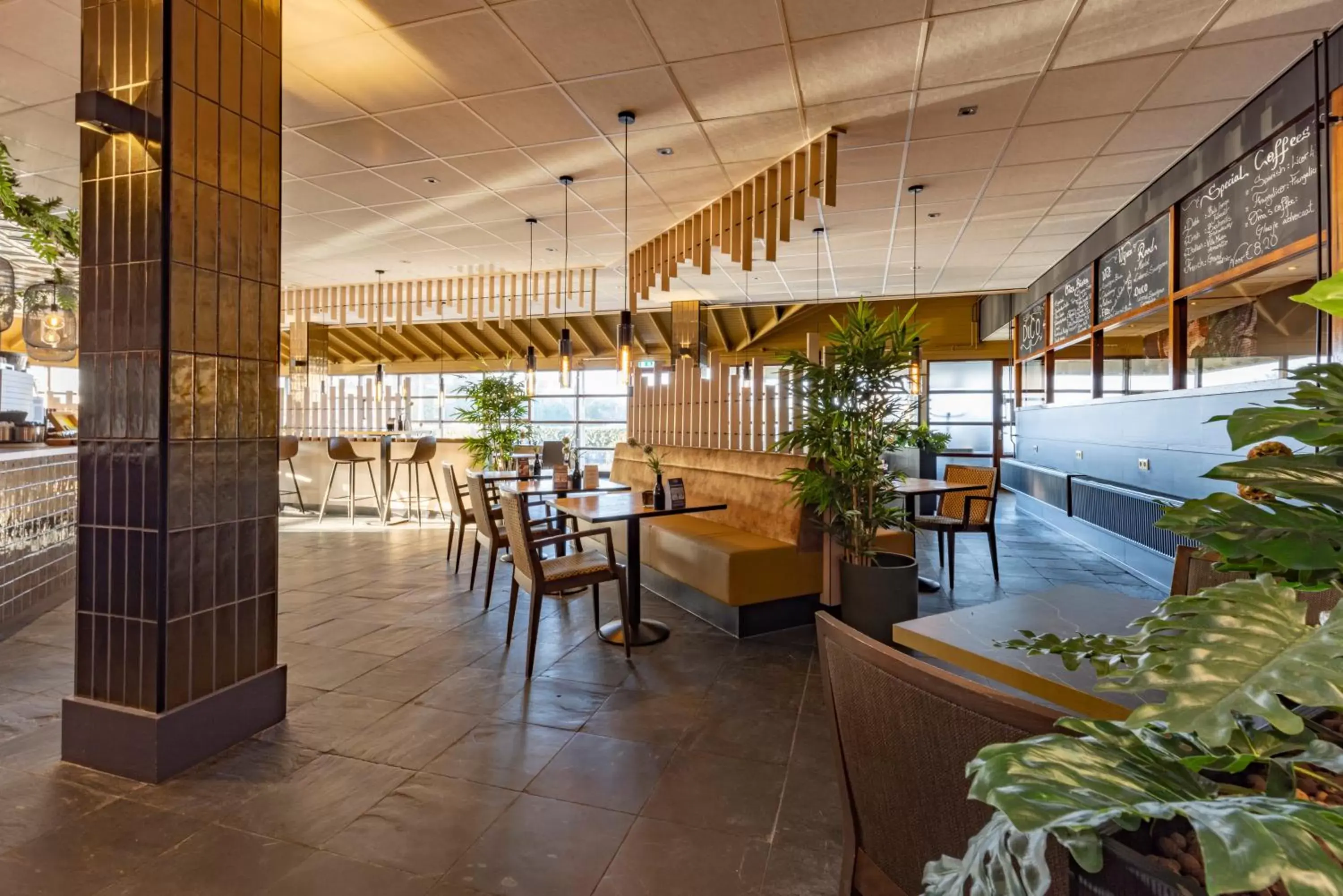 Restaurant/places to eat in Fletcher Badhotel Callantsoog Restaurant/places to eat in Fletcher Badhotel Callantsoog