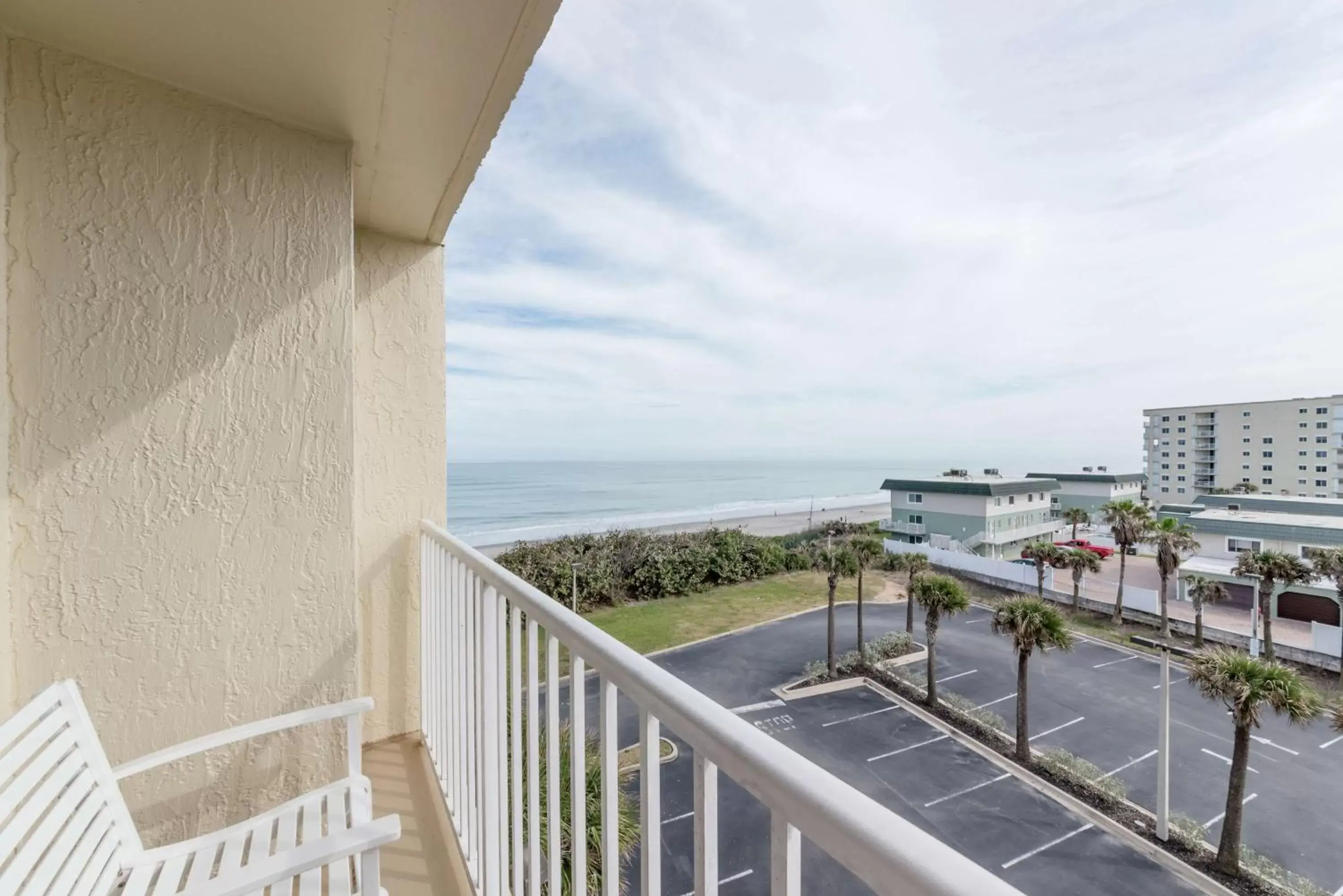 View (from property/room), Balcony/Terrace in Hilton Melbourne Beach Oceanfront