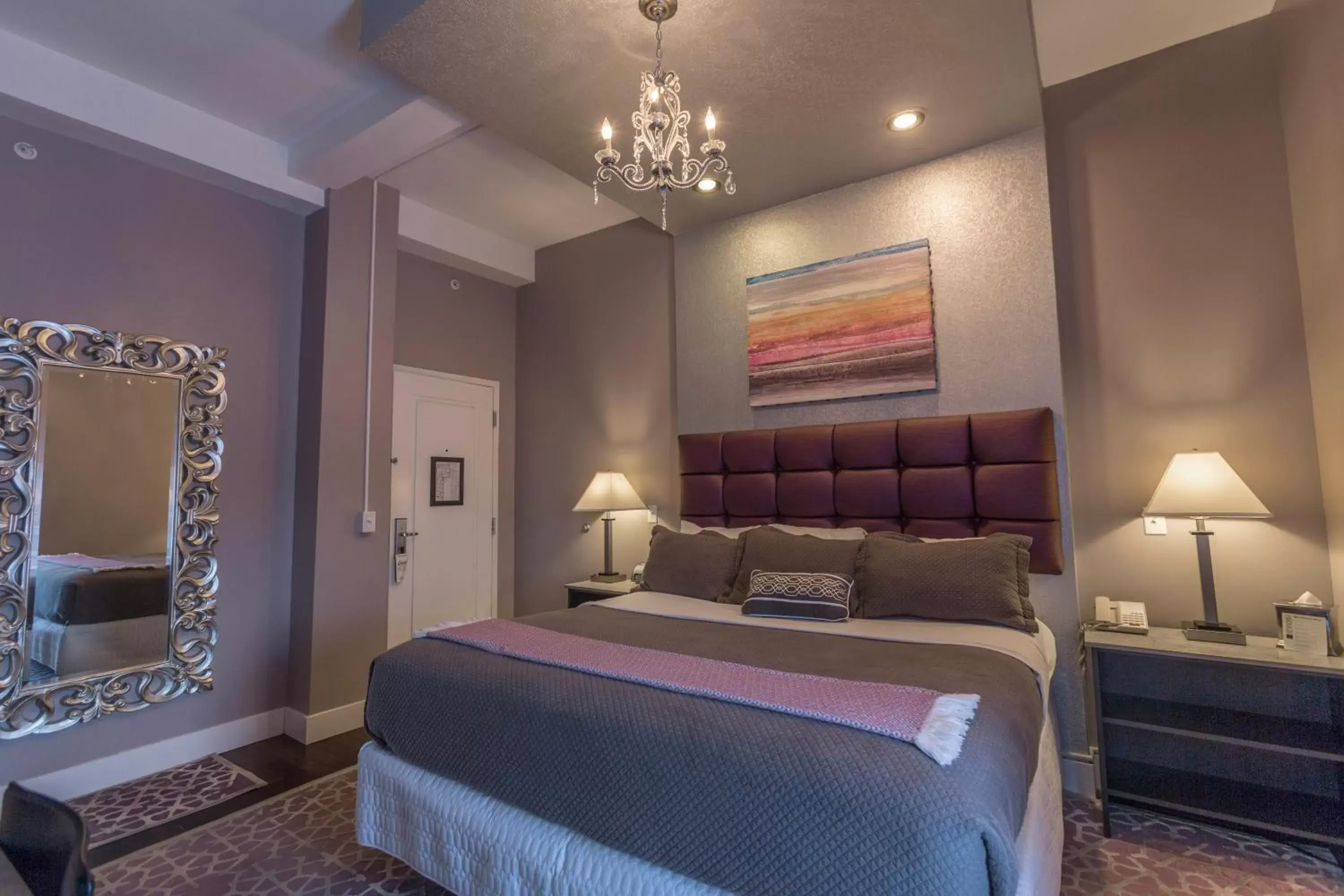 King Room in The Historic Gould Hotel Seneca Falls, an Ascend Collection Hotel King Room in The Historic Gould Hotel Seneca Falls, an Ascend Collection Hotel