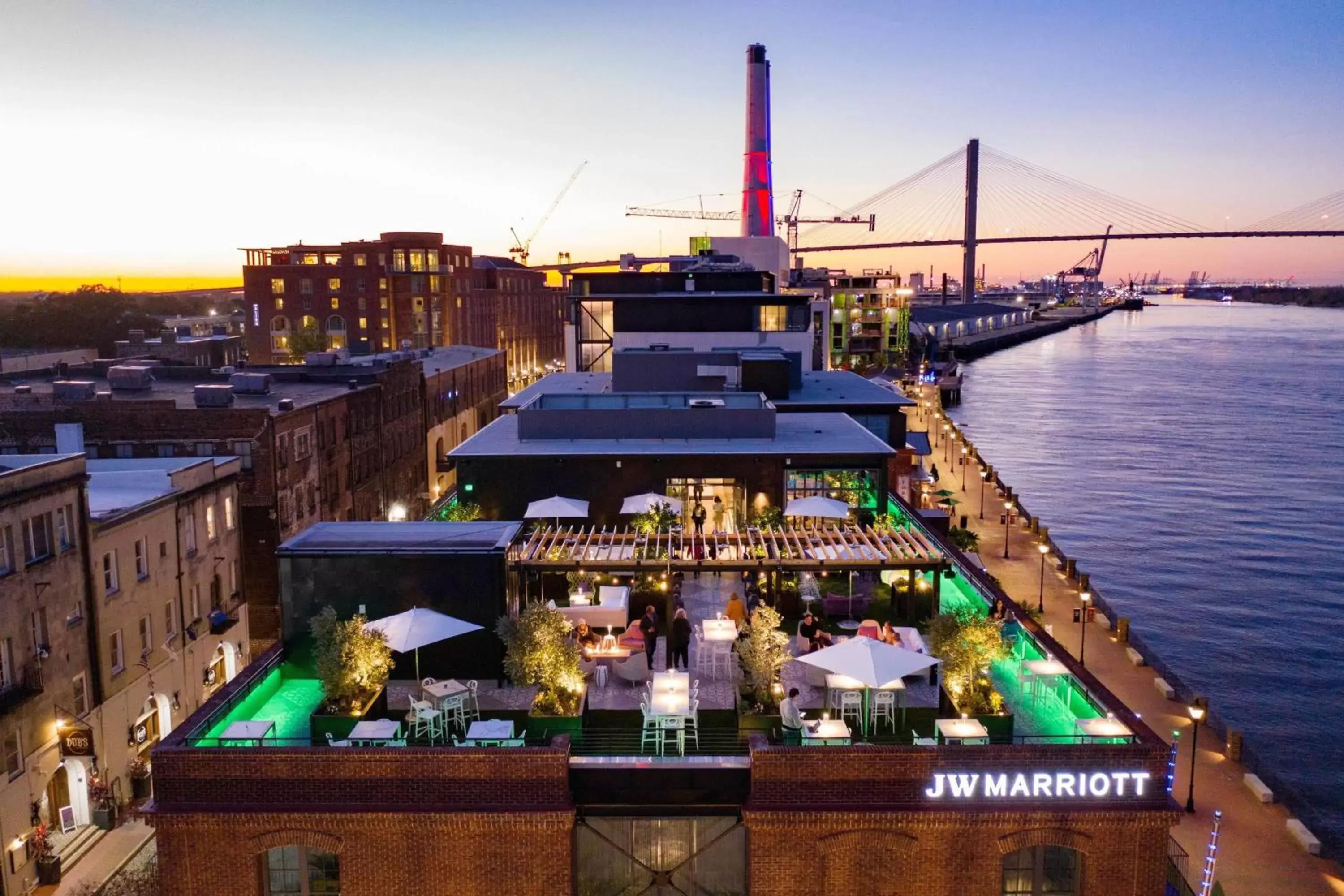 Restaurant/places to eat in JW Marriott Savannah Plant Riverside District