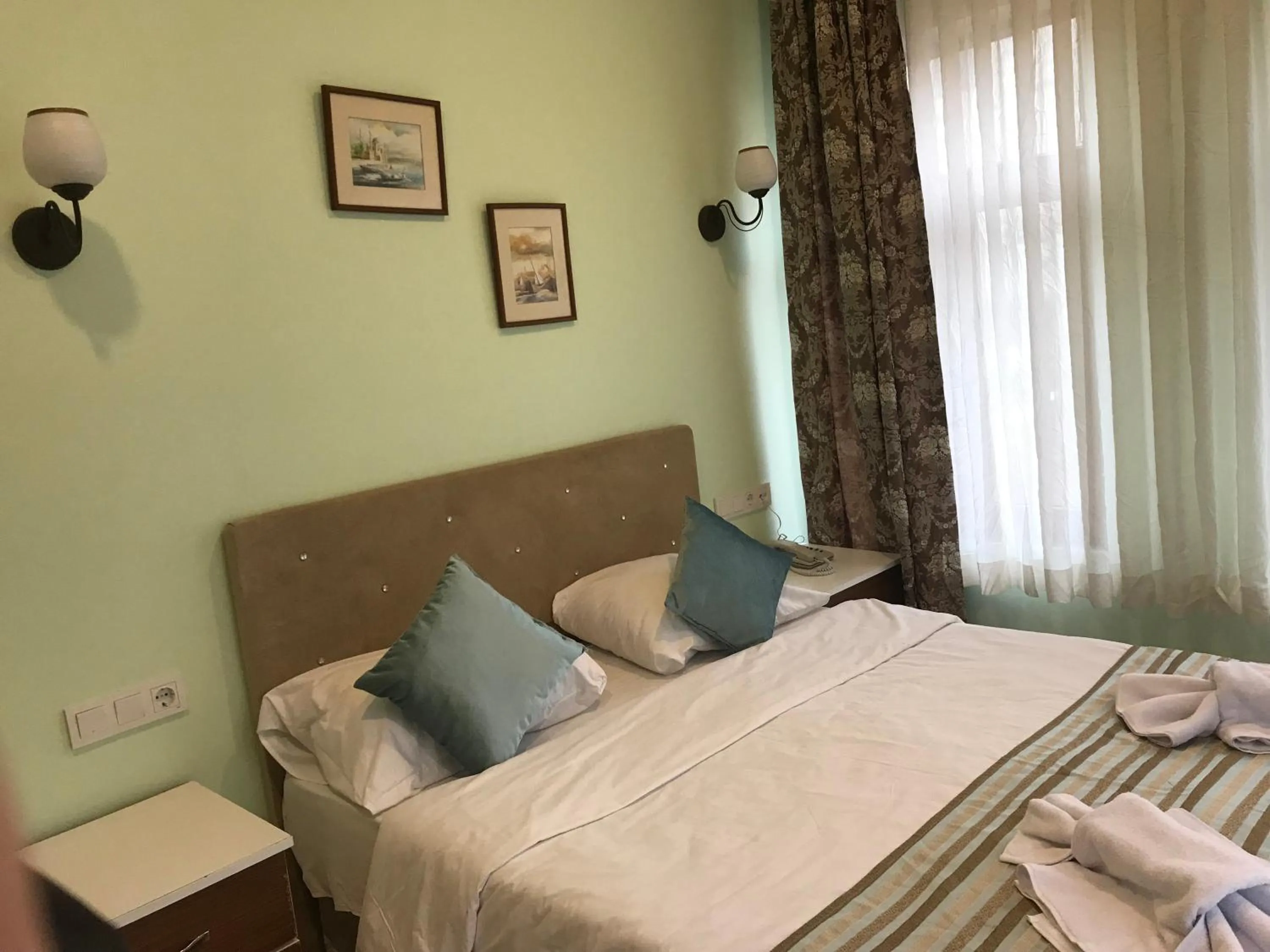 Photo of the whole room in Historial Hotel