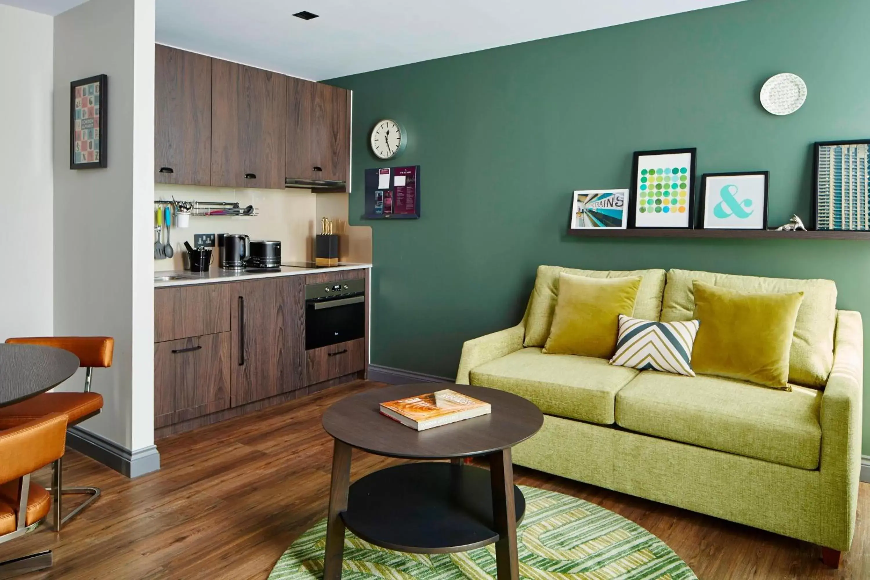 Kitchen or kitchenette, Seating Area in Residence Inn by Marriott London Kensington