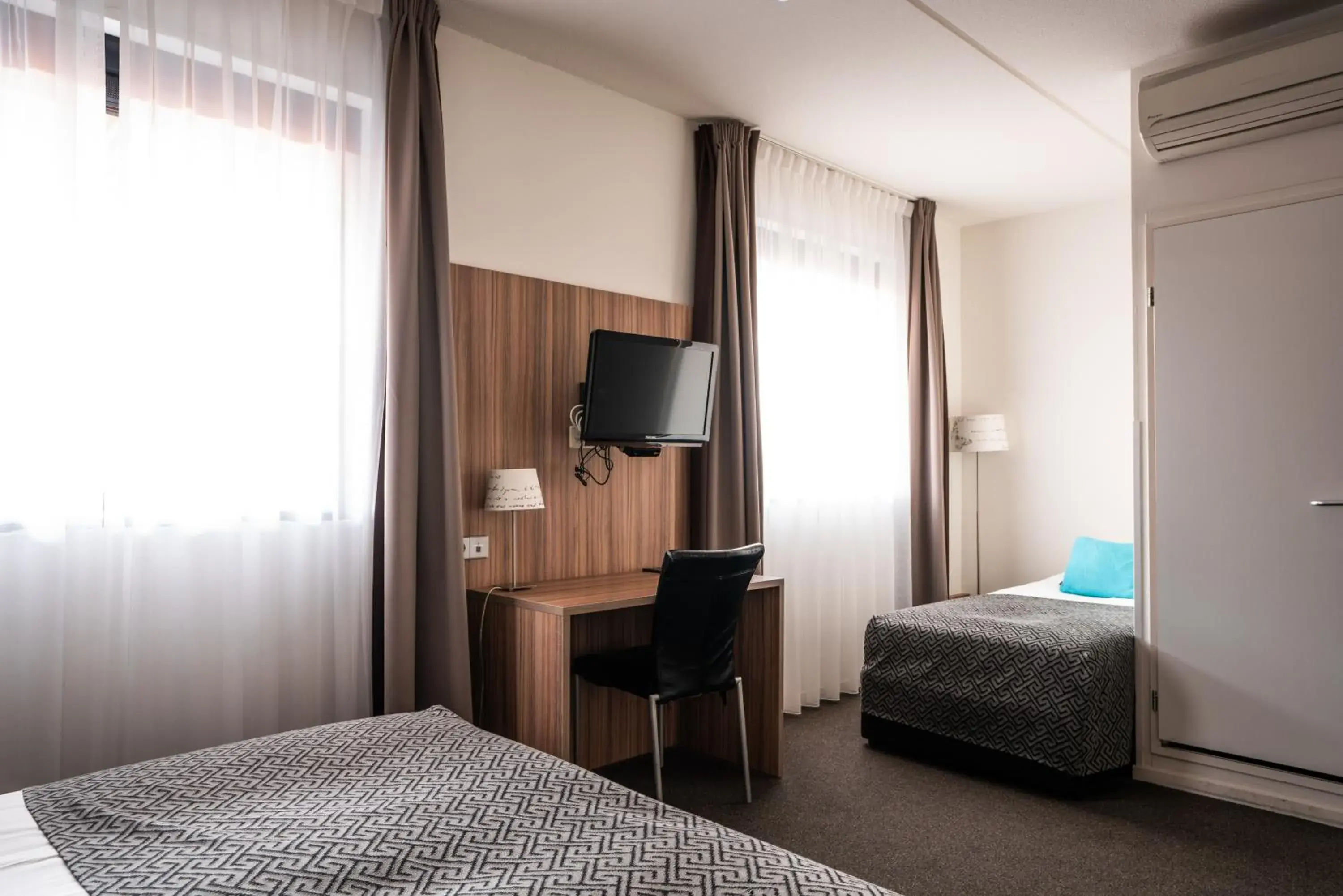 Triple Room in Martini Hotel Triple Room in Martini Hotel