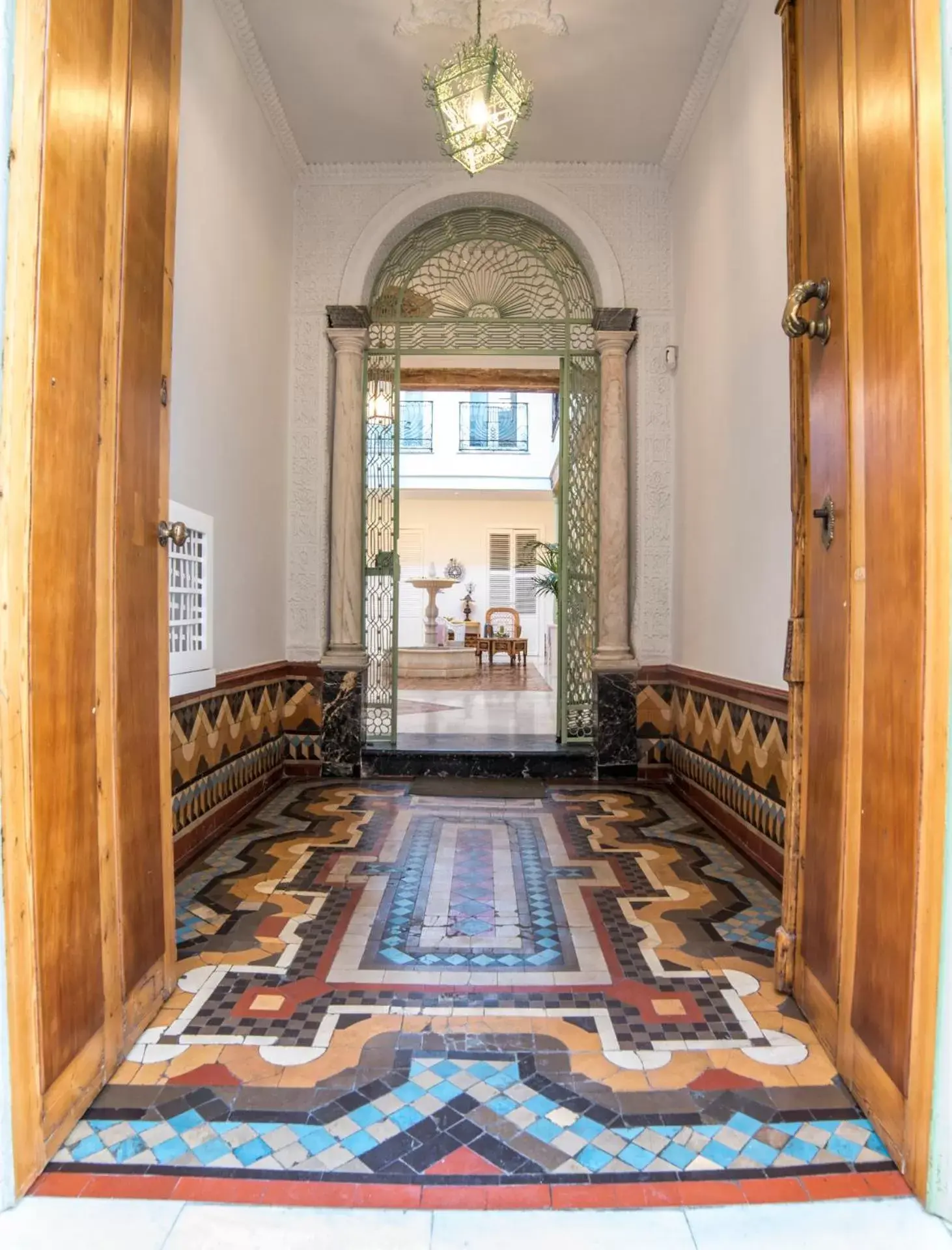 Facade/entrance in Hotel Madinat Facade/entrance in Hotel Madinat