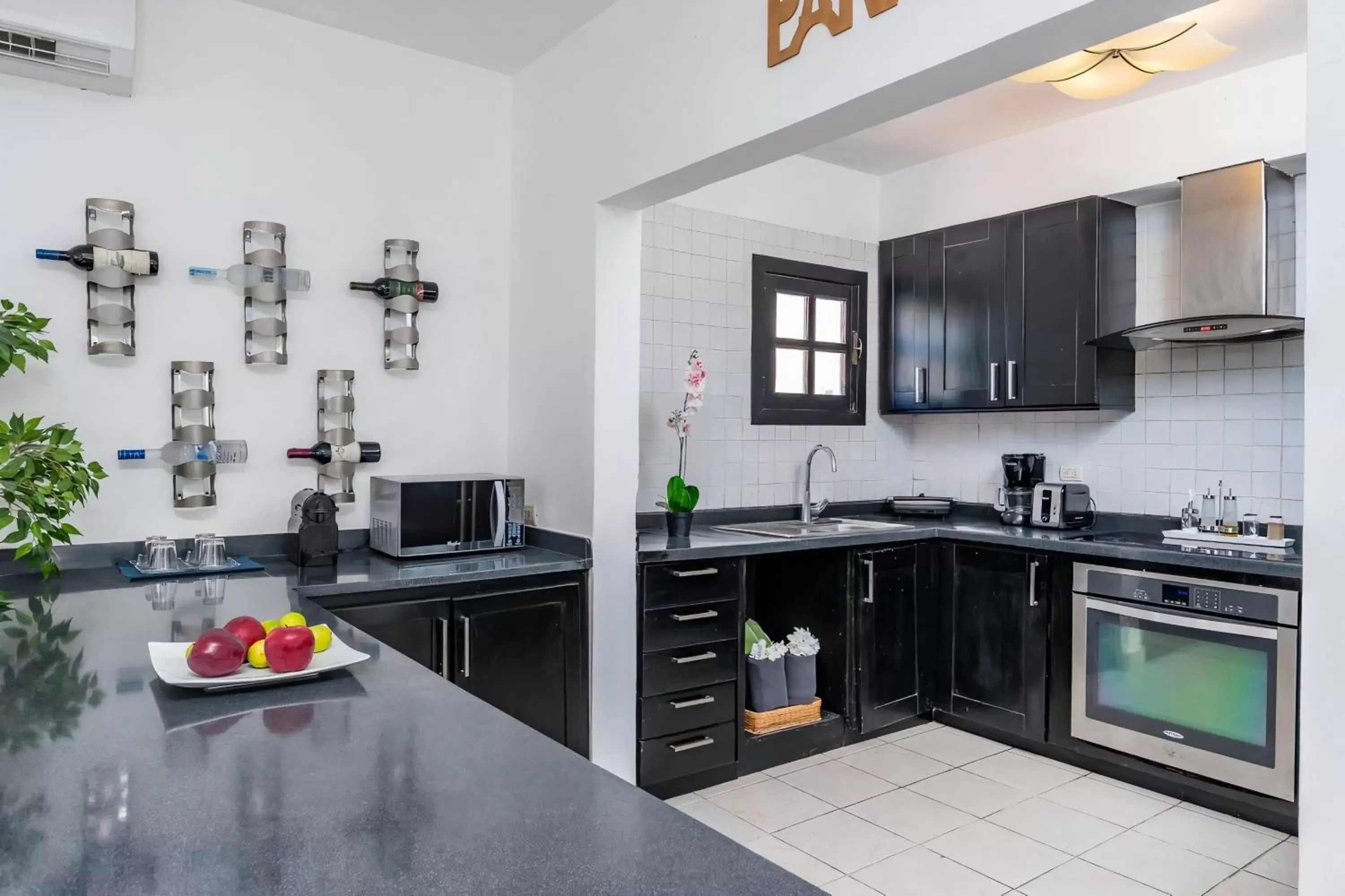 Kitchen or kitchenette, Kitchen/Kitchenette in Flor del Mar Condo Punta Cana Beachfront