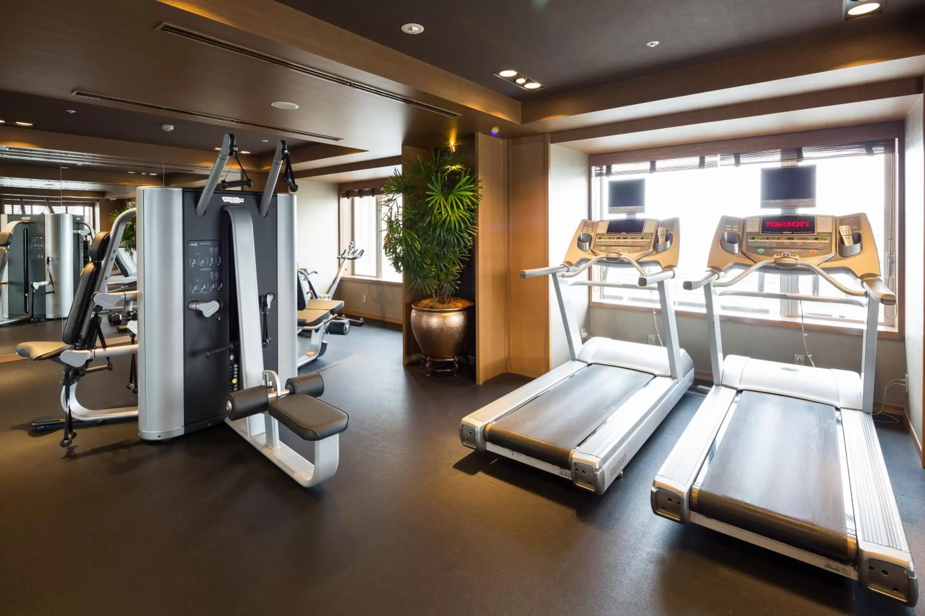 Fitness centre/facilities, Fitness Center/Facilities in Oriental Hotel