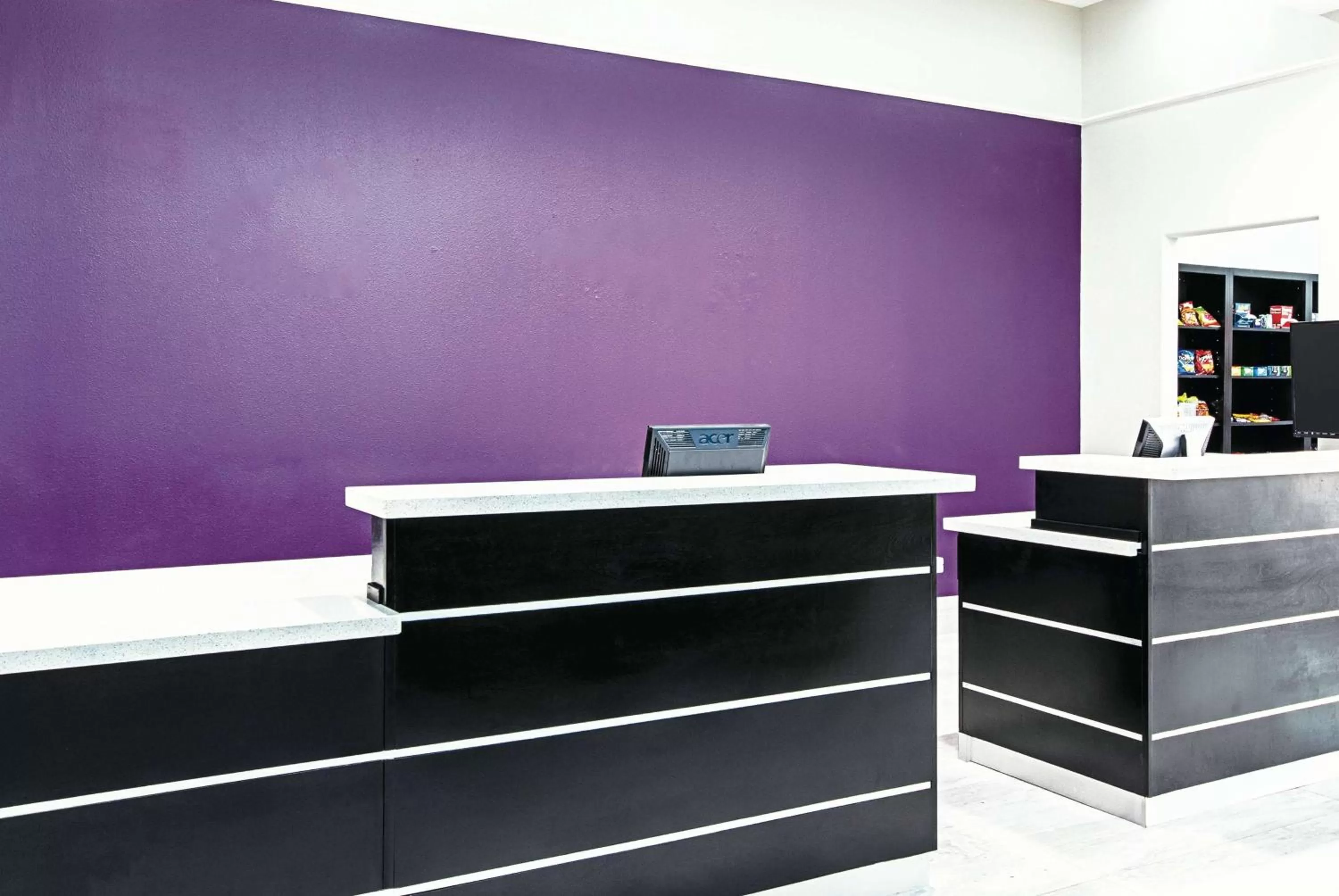 Lobby or reception in La Quinta by Wyndham Alamo-McAllen East