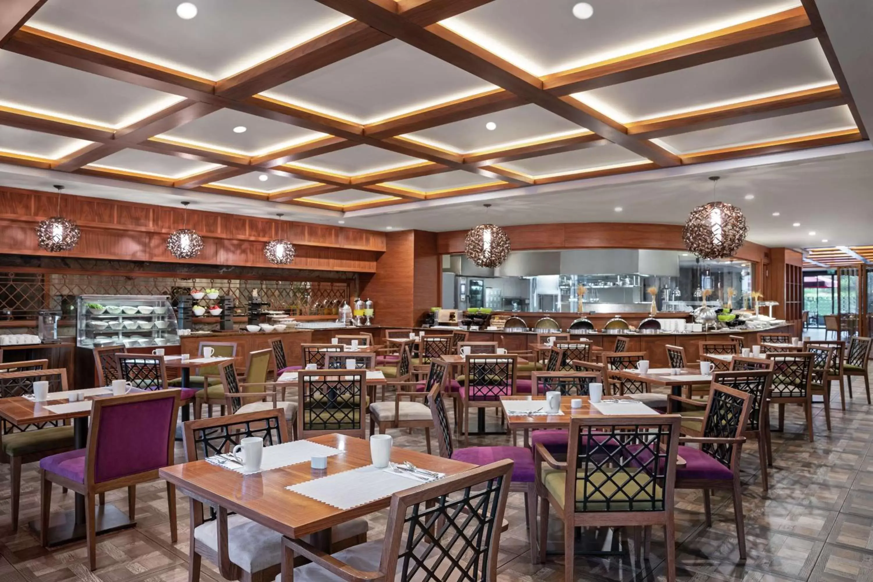 Breakfast, Restaurant/Places to Eat in DoubleTree by Hilton Istanbul Esentepe