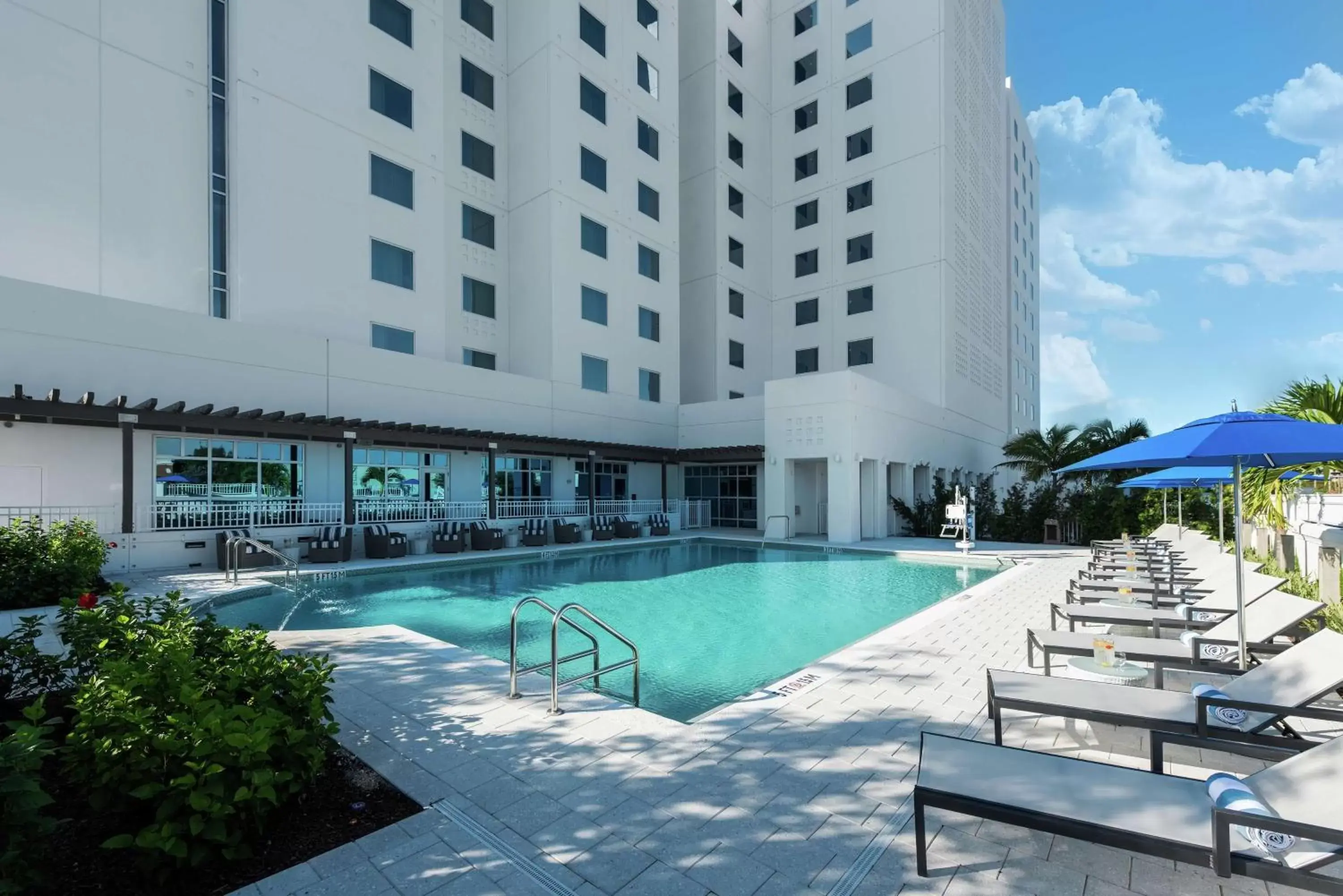 Pool view, Swimming Pool in Hilton Garden Inn Miami Dolphin Mall