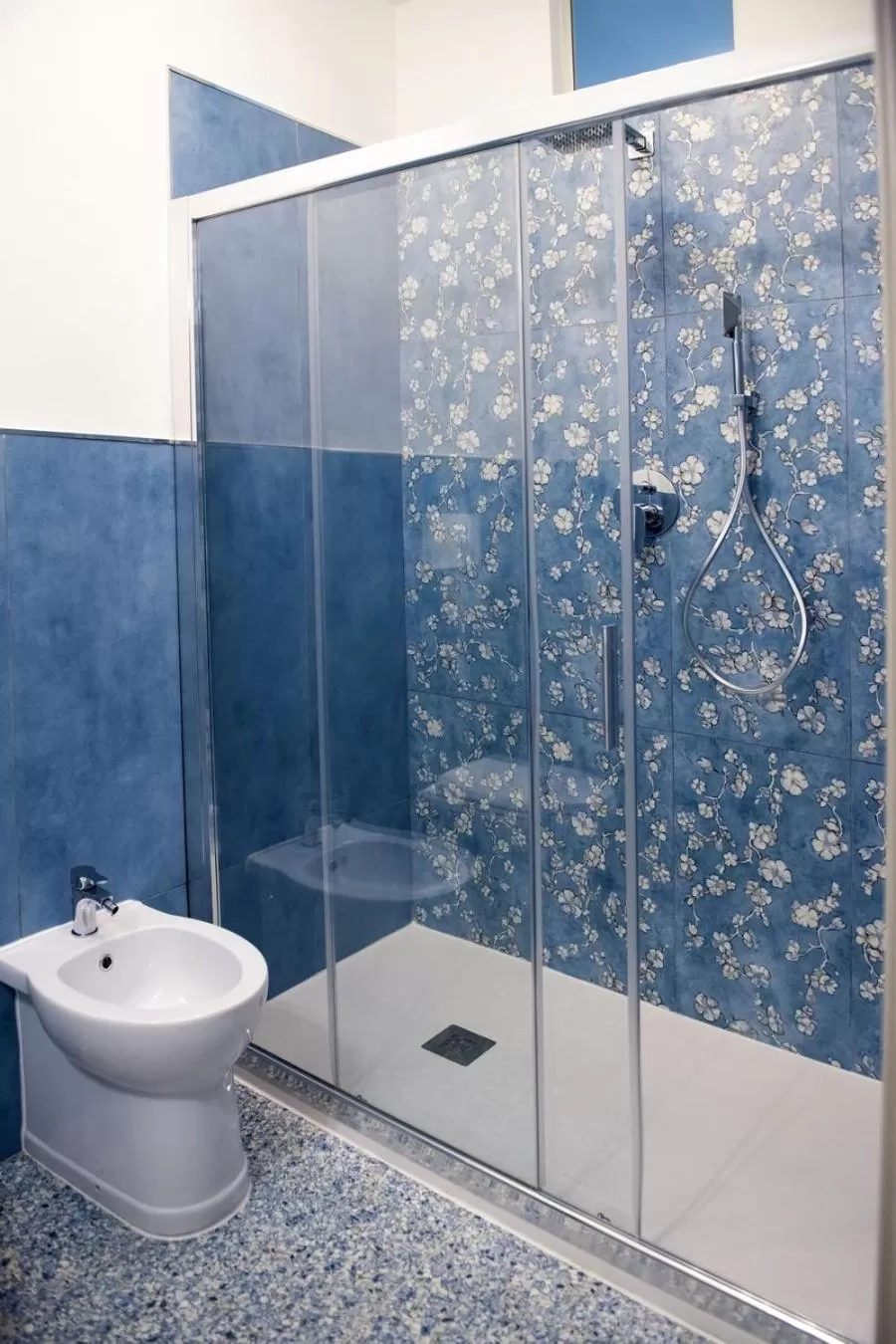 Shower in Boutique Hotel Ferrara