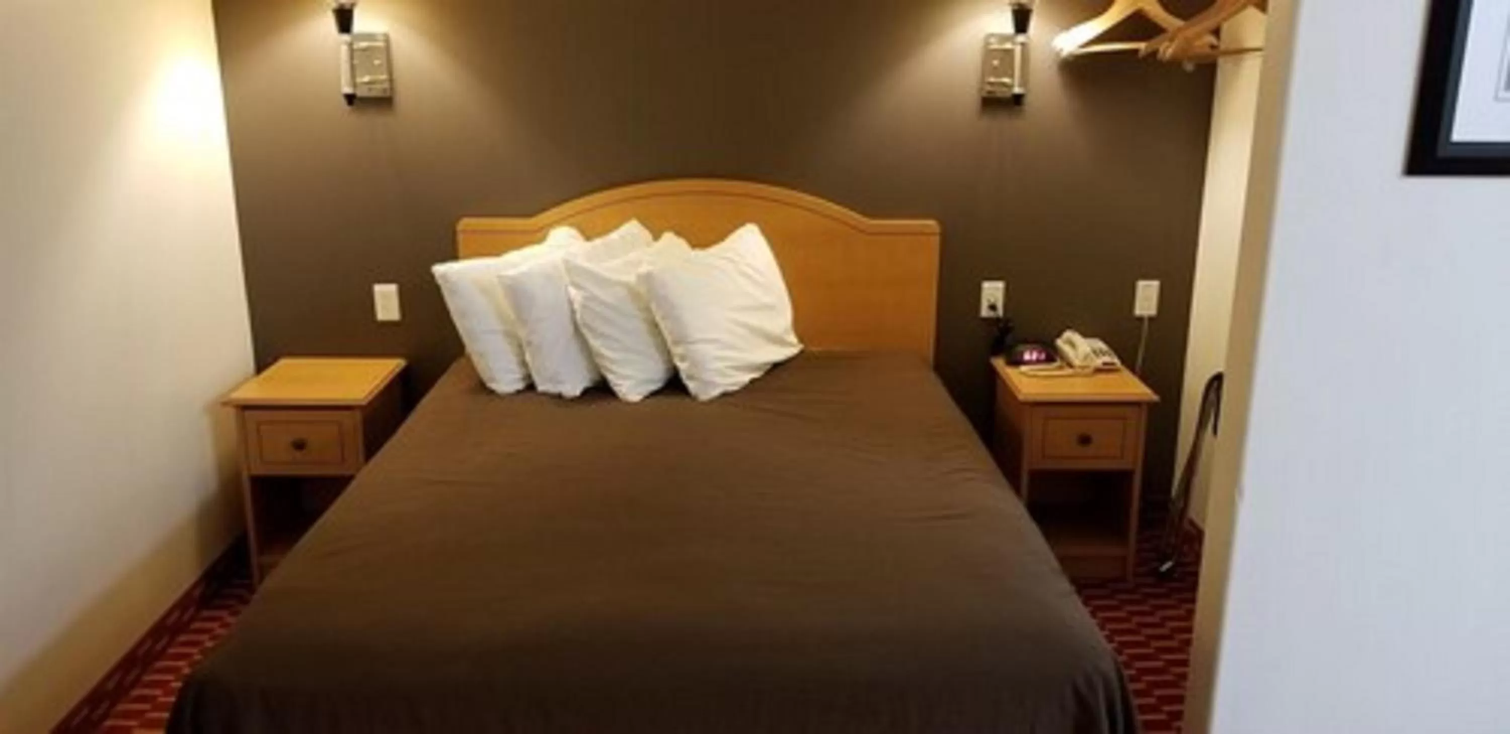 Bedroom, Bed in SureStay Plus Hotel by Best Western Vernal