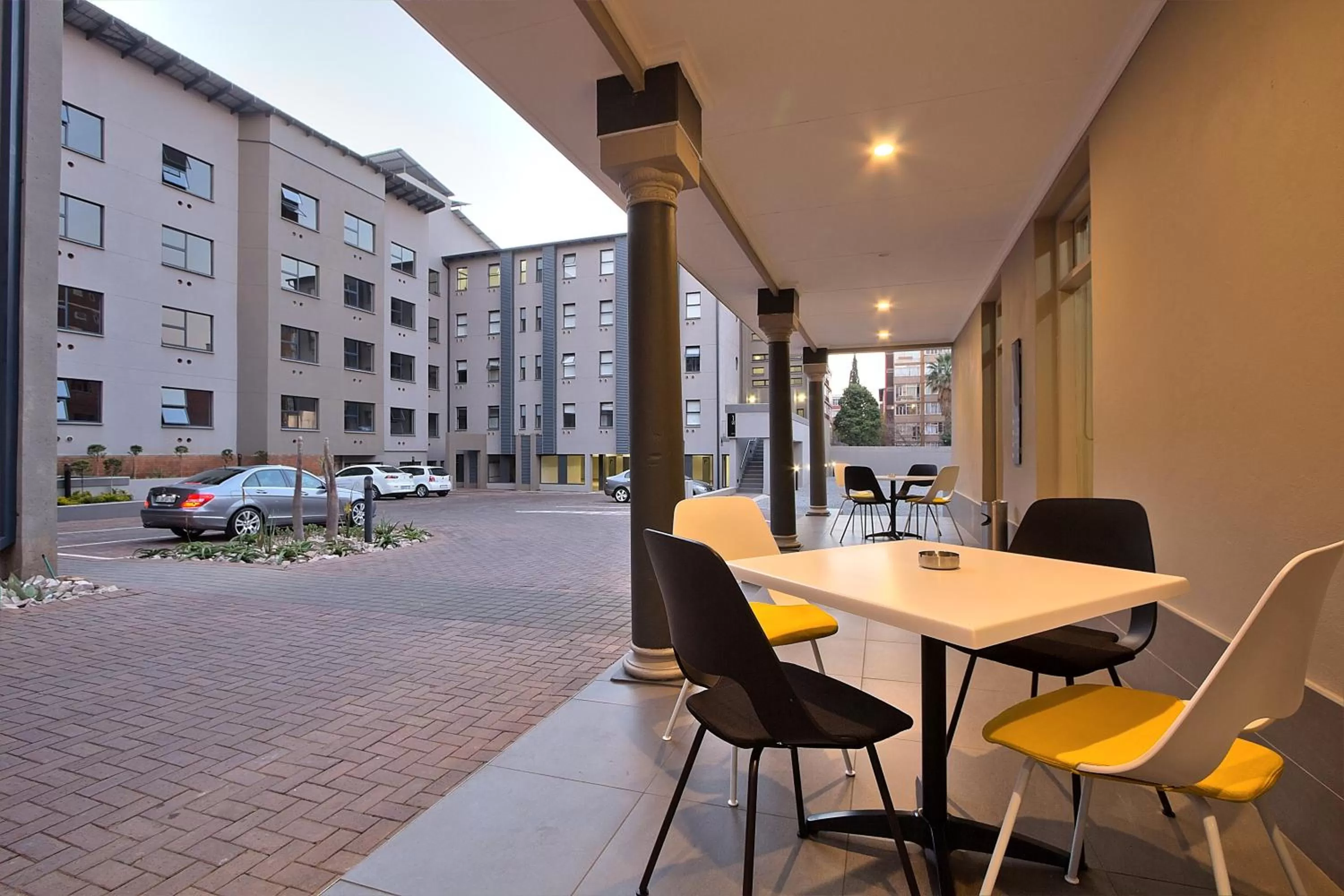 Property building in The Park Lodge Hotel