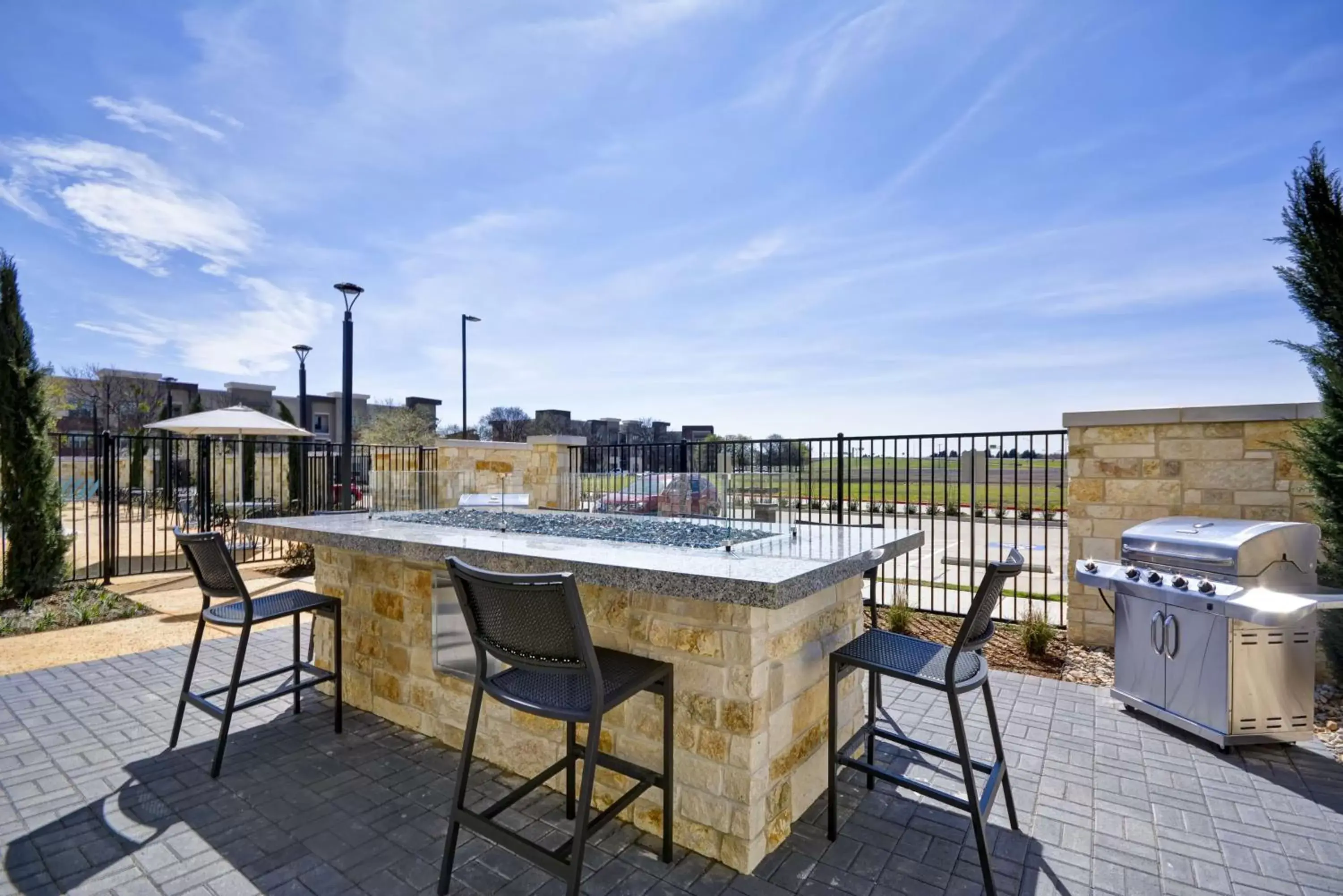 Patio in Home2 Suites By Hilton Plano Richardson