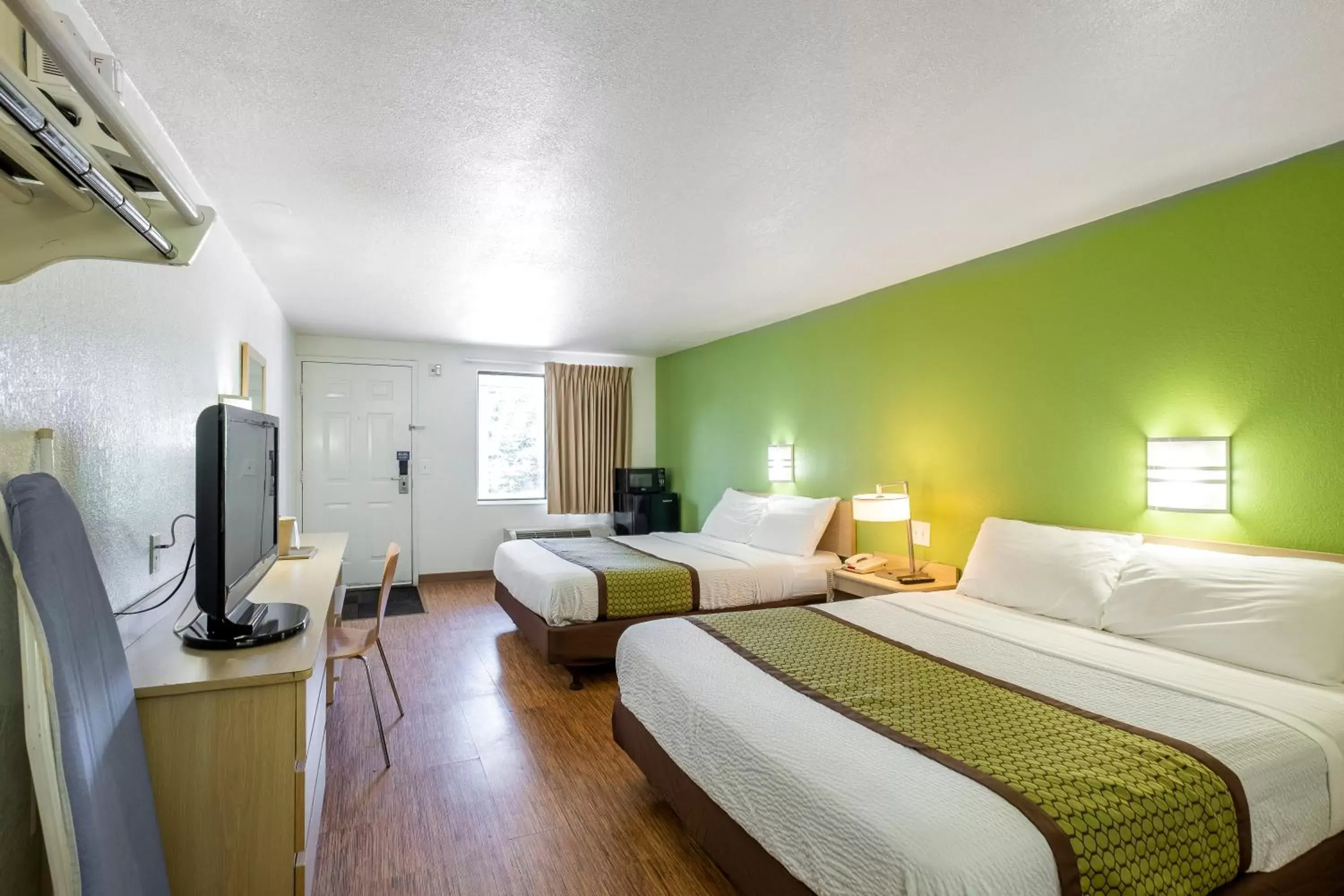 Other, Bed in American Inn Other, Bed in American Inn