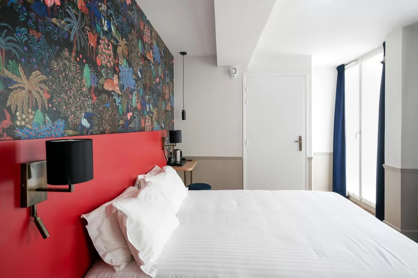 Bed in Hôtel 31 - Paris Tour Eiffel