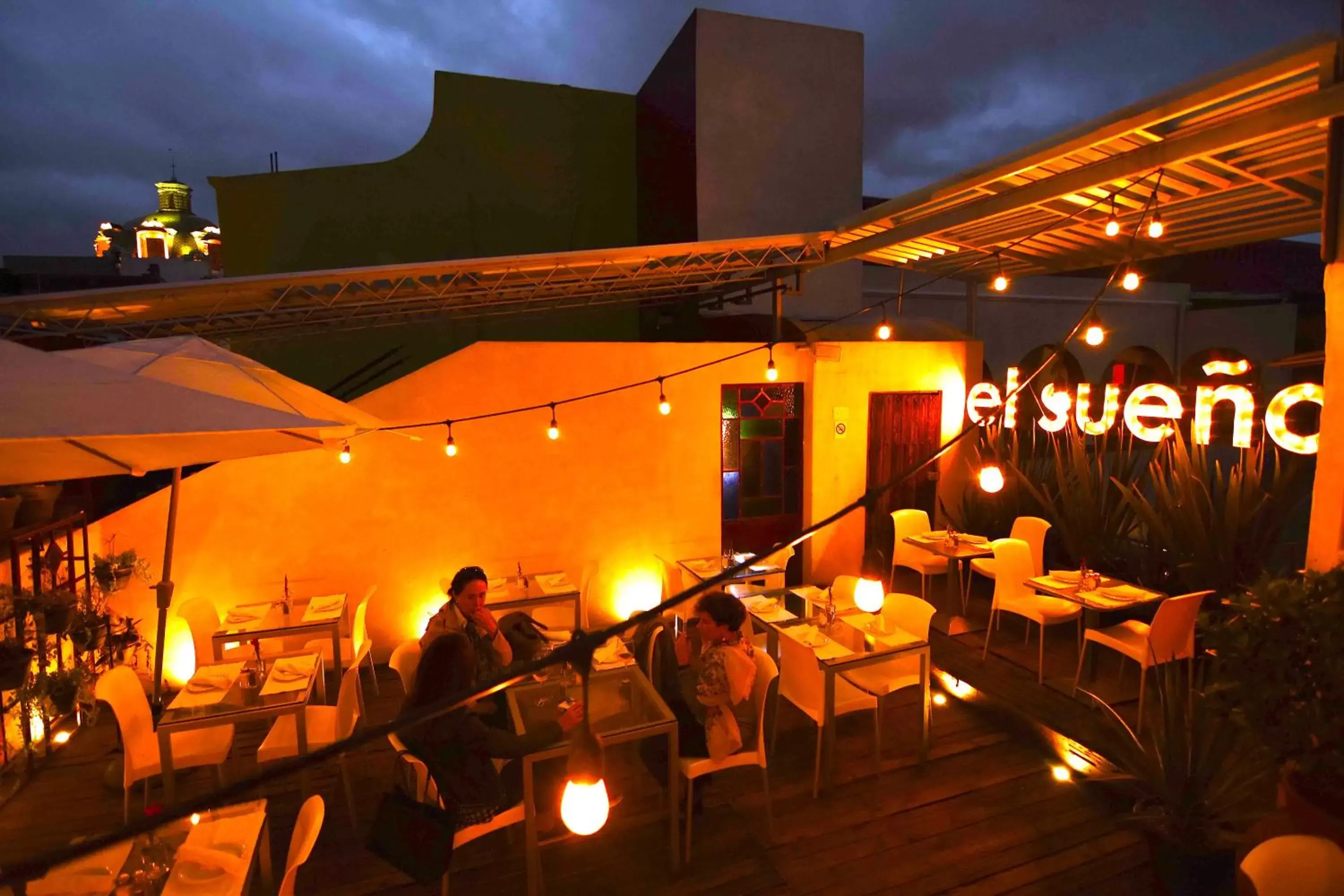 Restaurant/places to eat in El Sueño Hotel & Spa