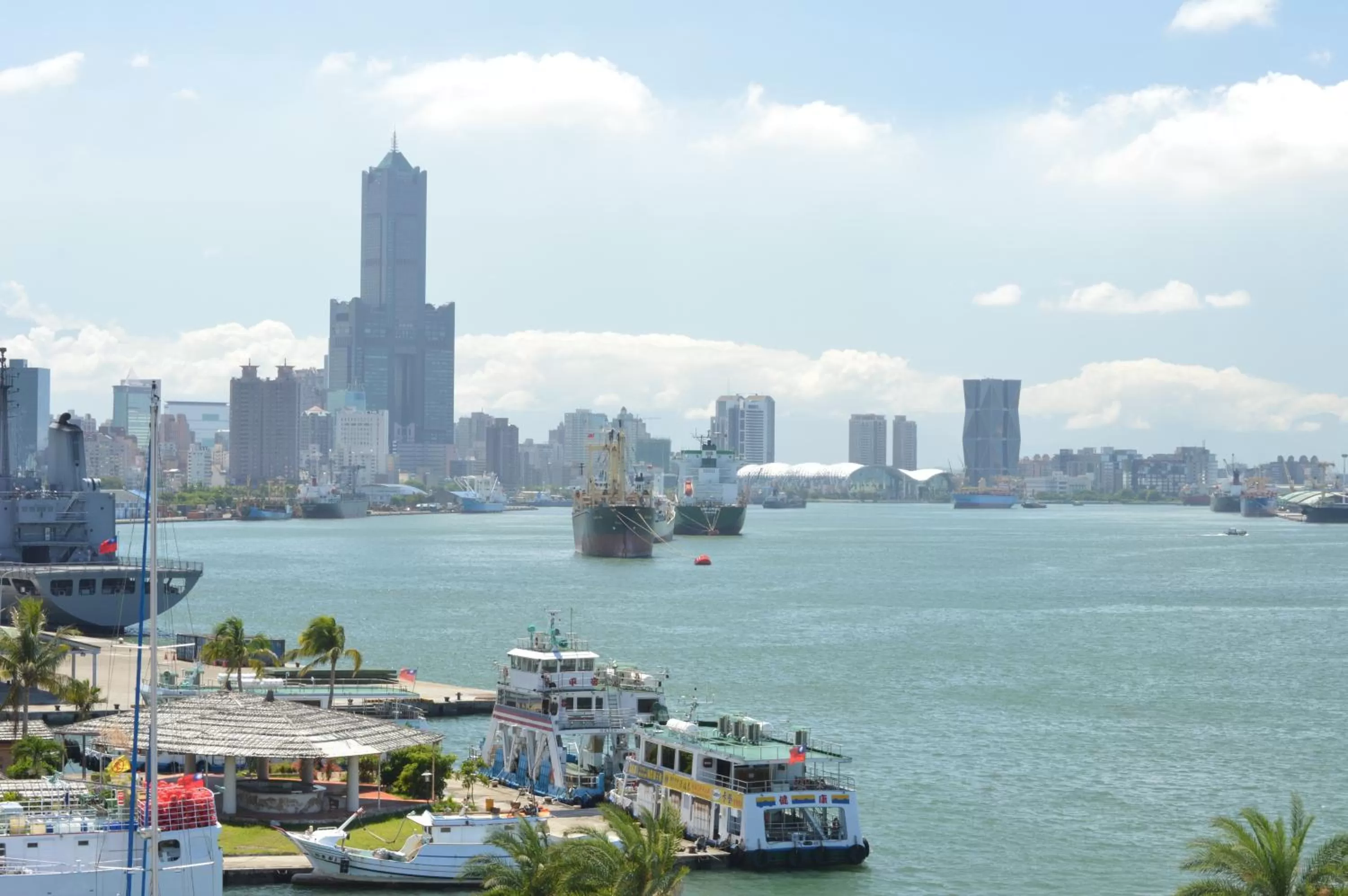 Nearby landmark in Watermark Hotel - Sizihwan