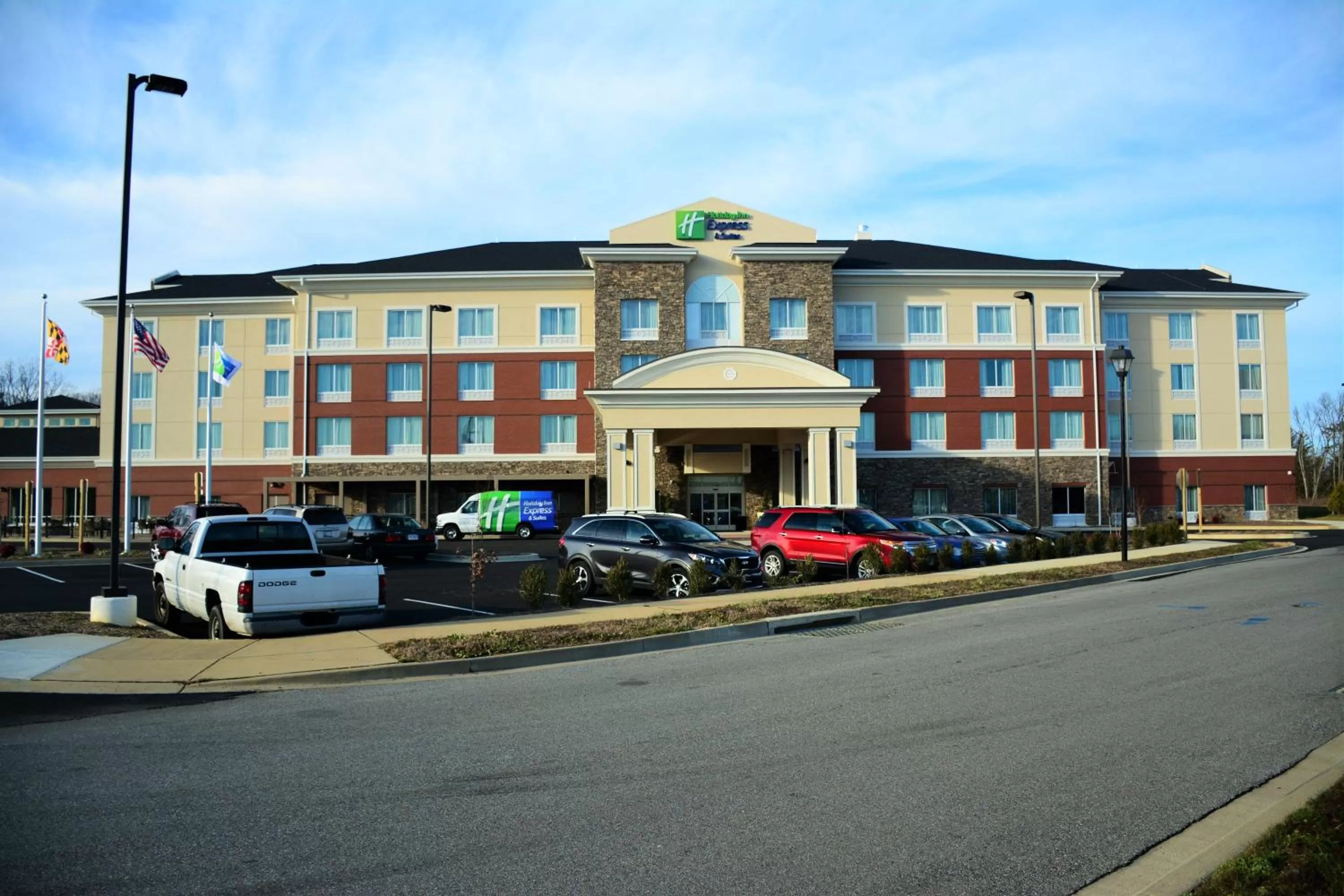Property building in Holiday Inn Express & Suites Lexington Park California by IHG