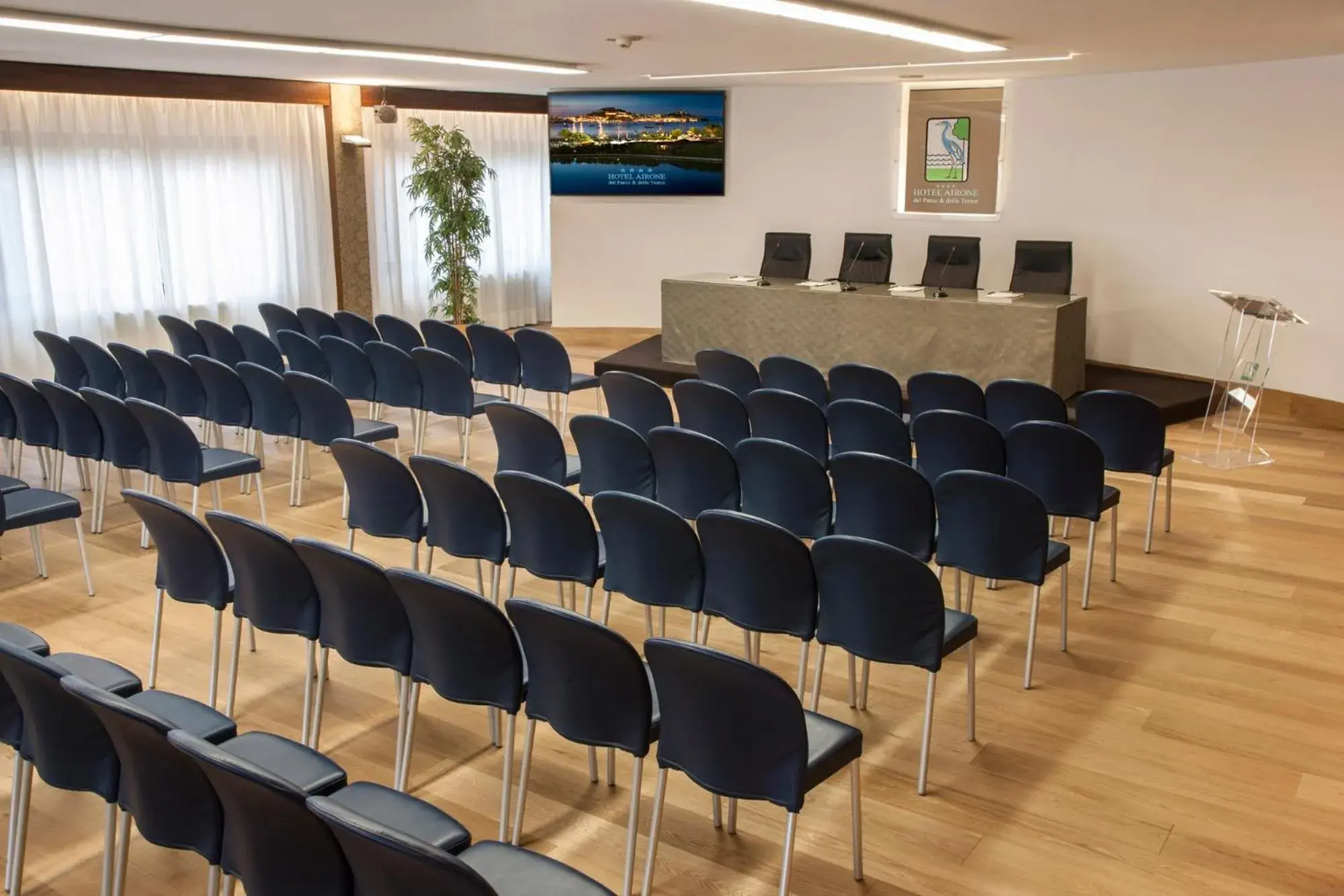 Business facilities, Business Area/Conference Room in Hotel Airone isola d'Elba