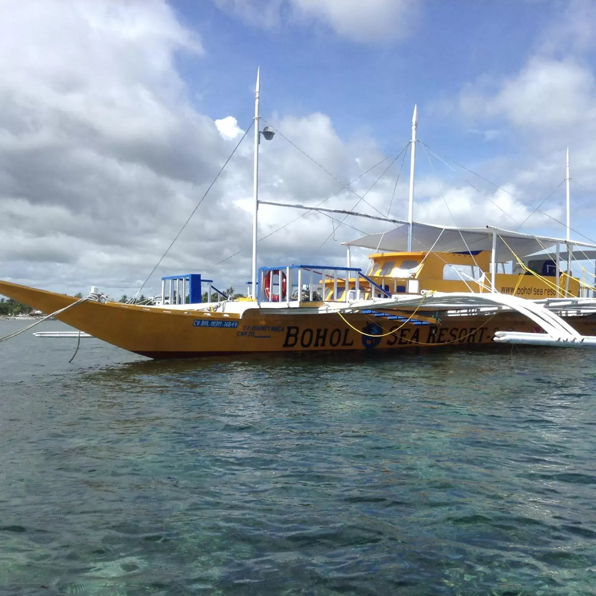 Diving in Bohol Sea Resort