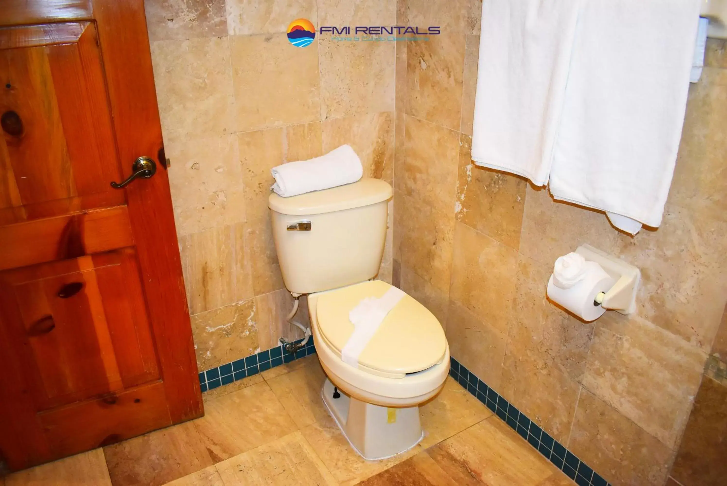 Toilet, Bathroom in Marina Pinacate Villa-08