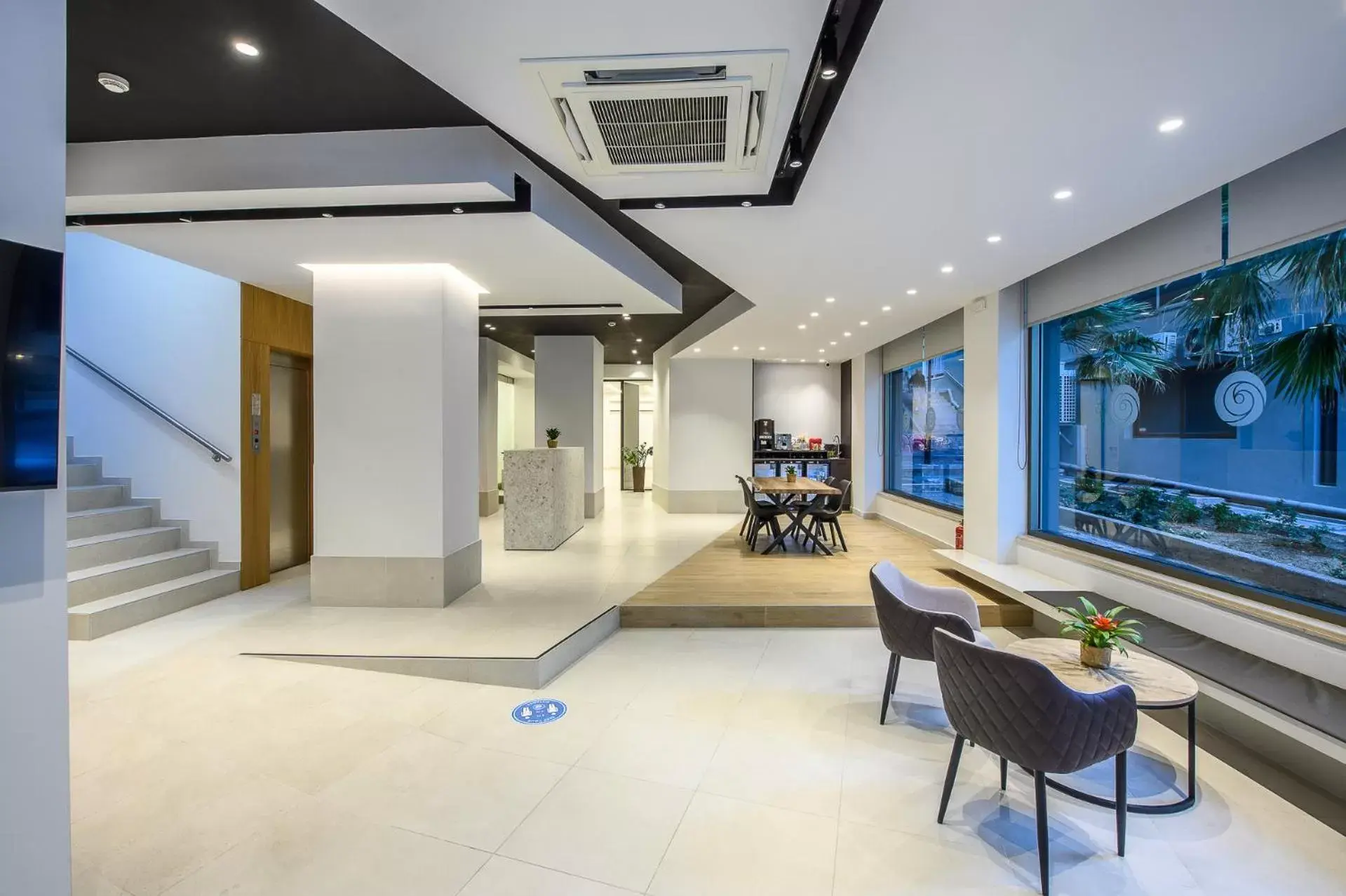 Property building in Marin Hotel Property building in Marin Hotel