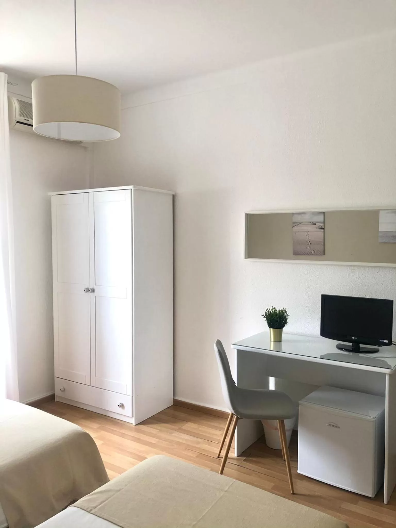 Twin Room with Private Bathroom in Arcada House Tavira