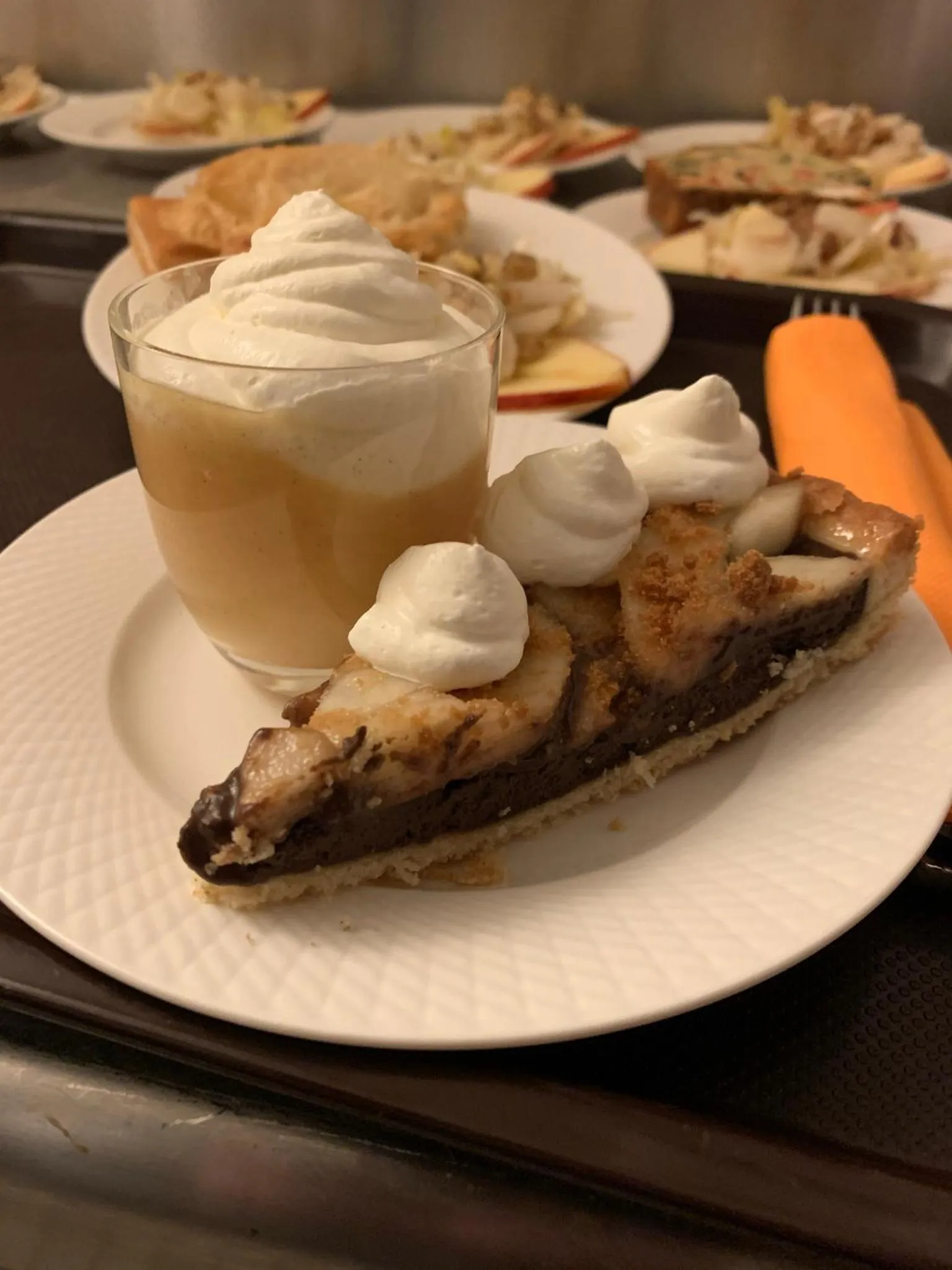 Restaurant/places to eat, Food in Comfort Hotel Orleans Sud