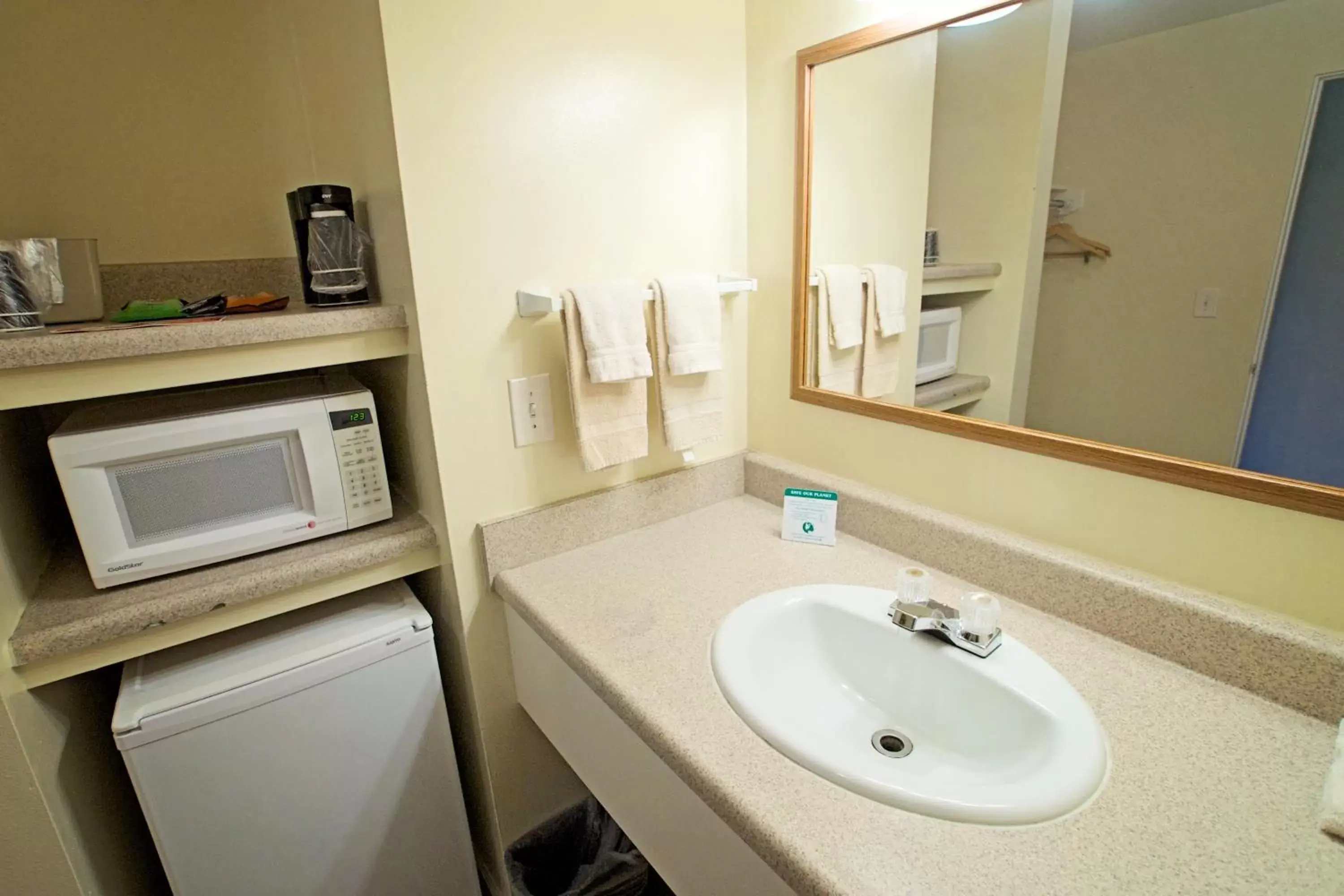 Other, Bathroom in Ocean Villa Inn