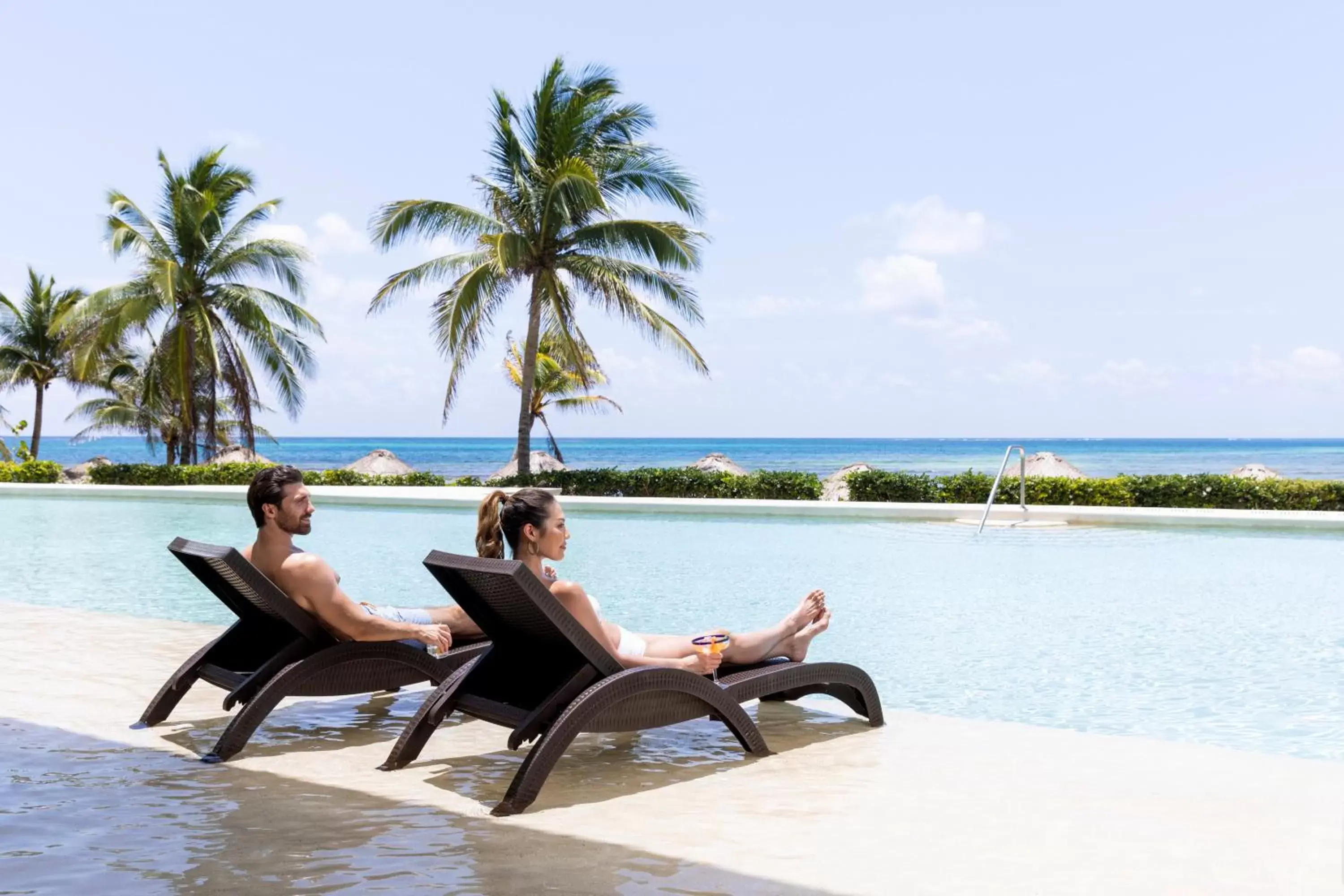 Swimming pool, Beach in Hyatt Ziva Riviera Cancun All-Inclusive