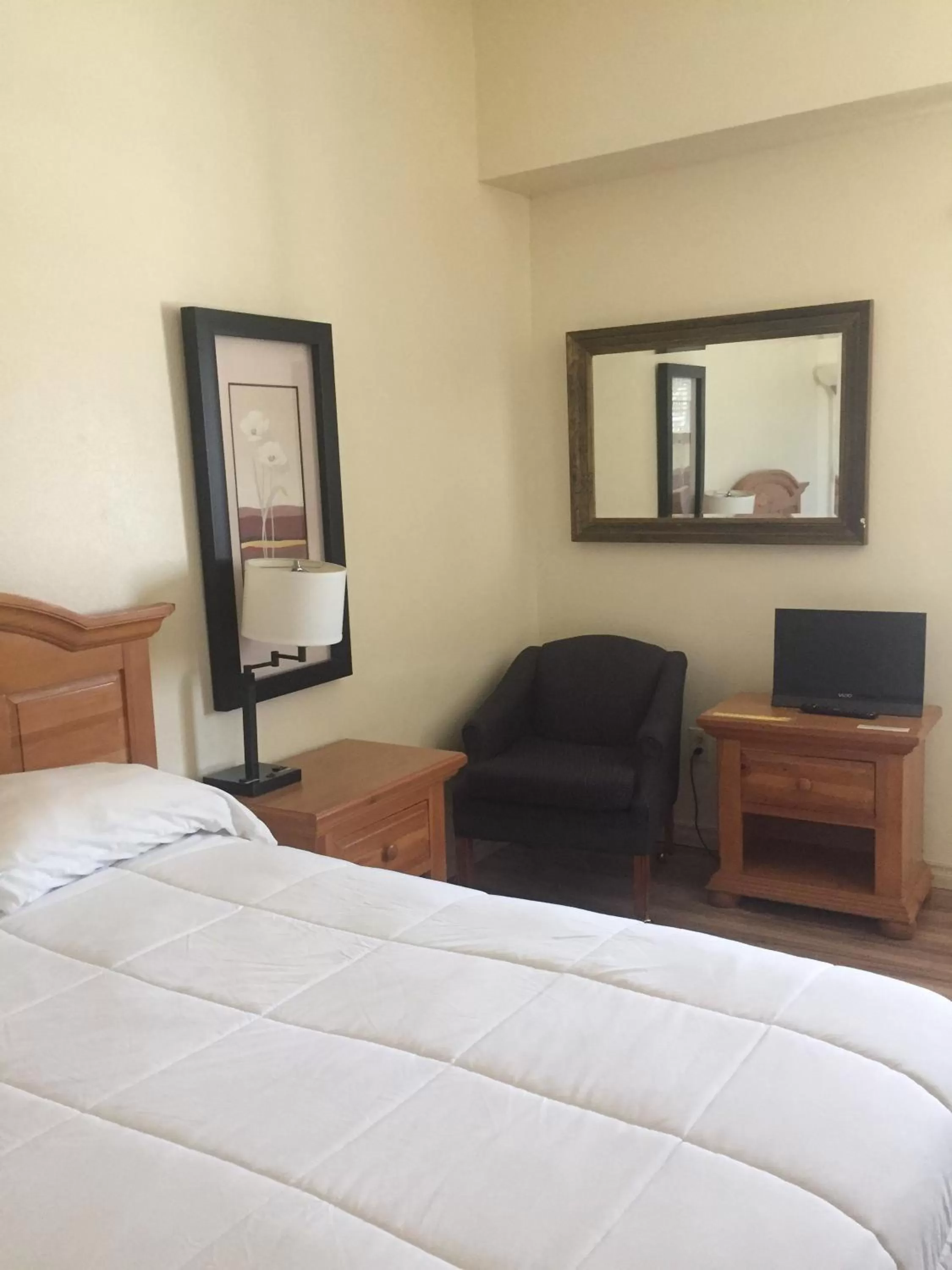 Bed in Whitney Portal Hotel And Hostel