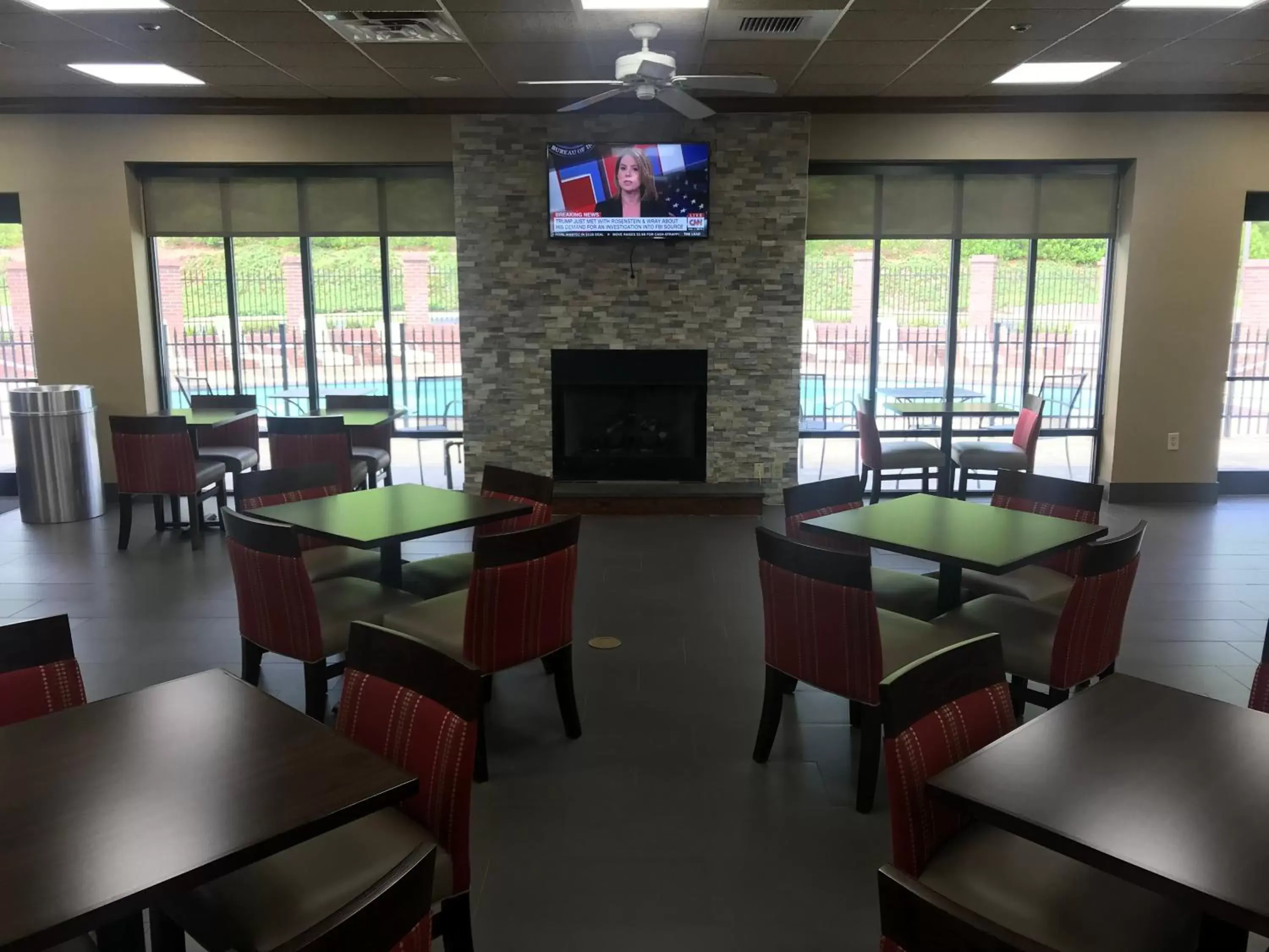 Restaurant/Places to Eat in Comfort Inn Pinehurst