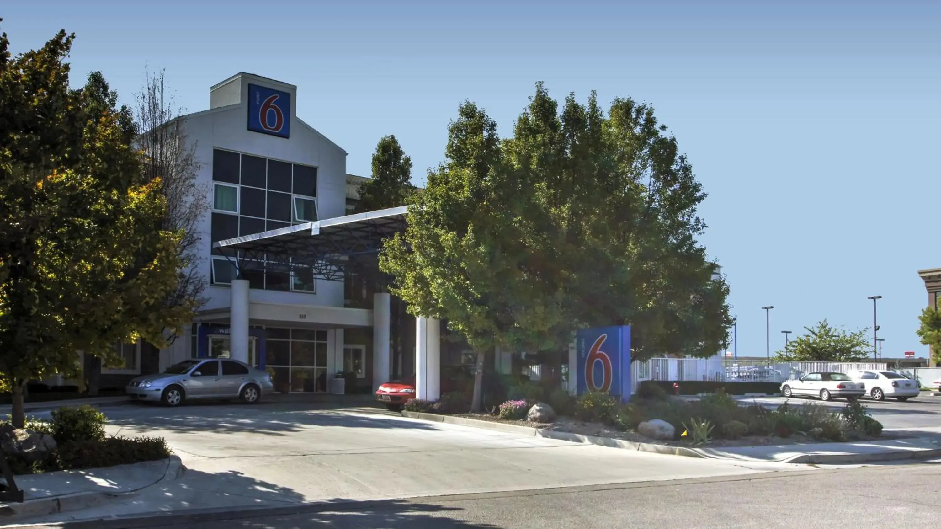 Facade/entrance, Property Building in Motel 6 Lehi, UT - Thanksgiving Point