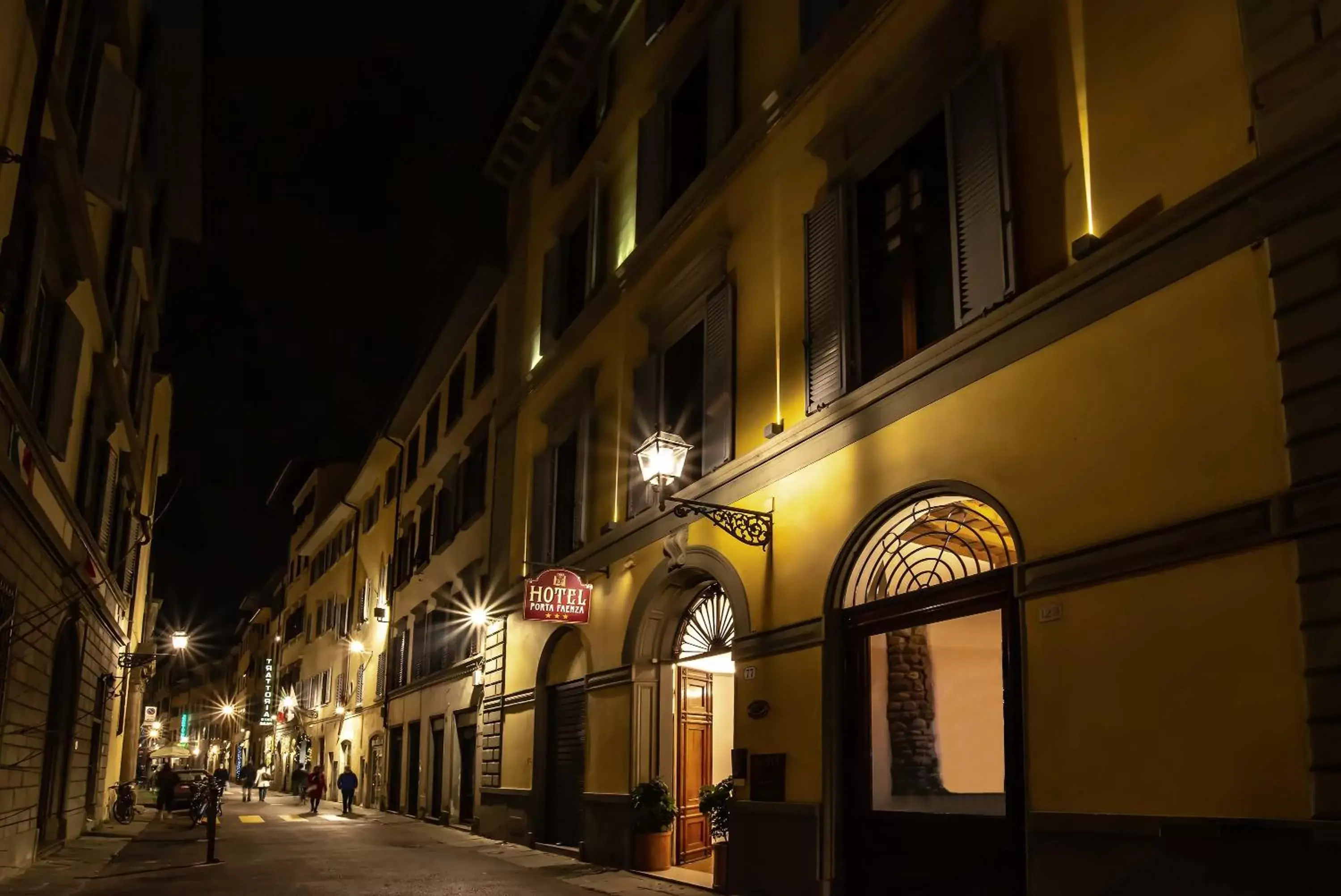 Property Building in Hotel Porta Faenza