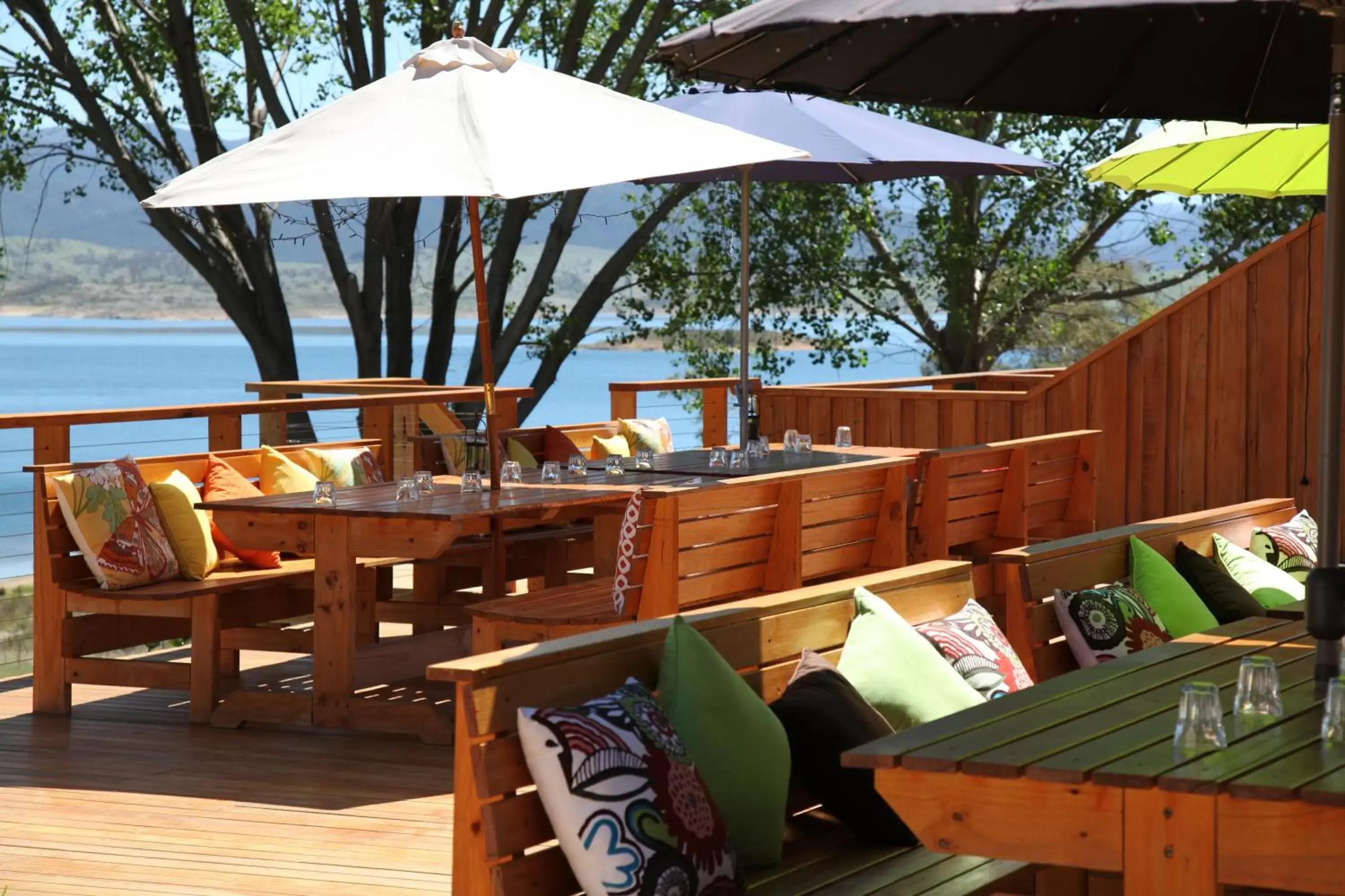 Balcony/Terrace, Restaurant/Places to Eat in Siesta Villa