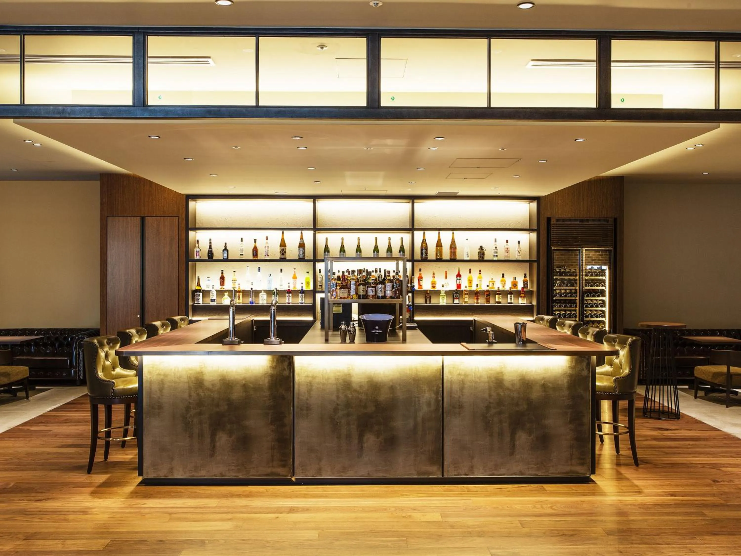 Lounge or bar in SHIBUYA STREAM HOTEL formerly Shibuya Stream Excel Hotel Tokyu