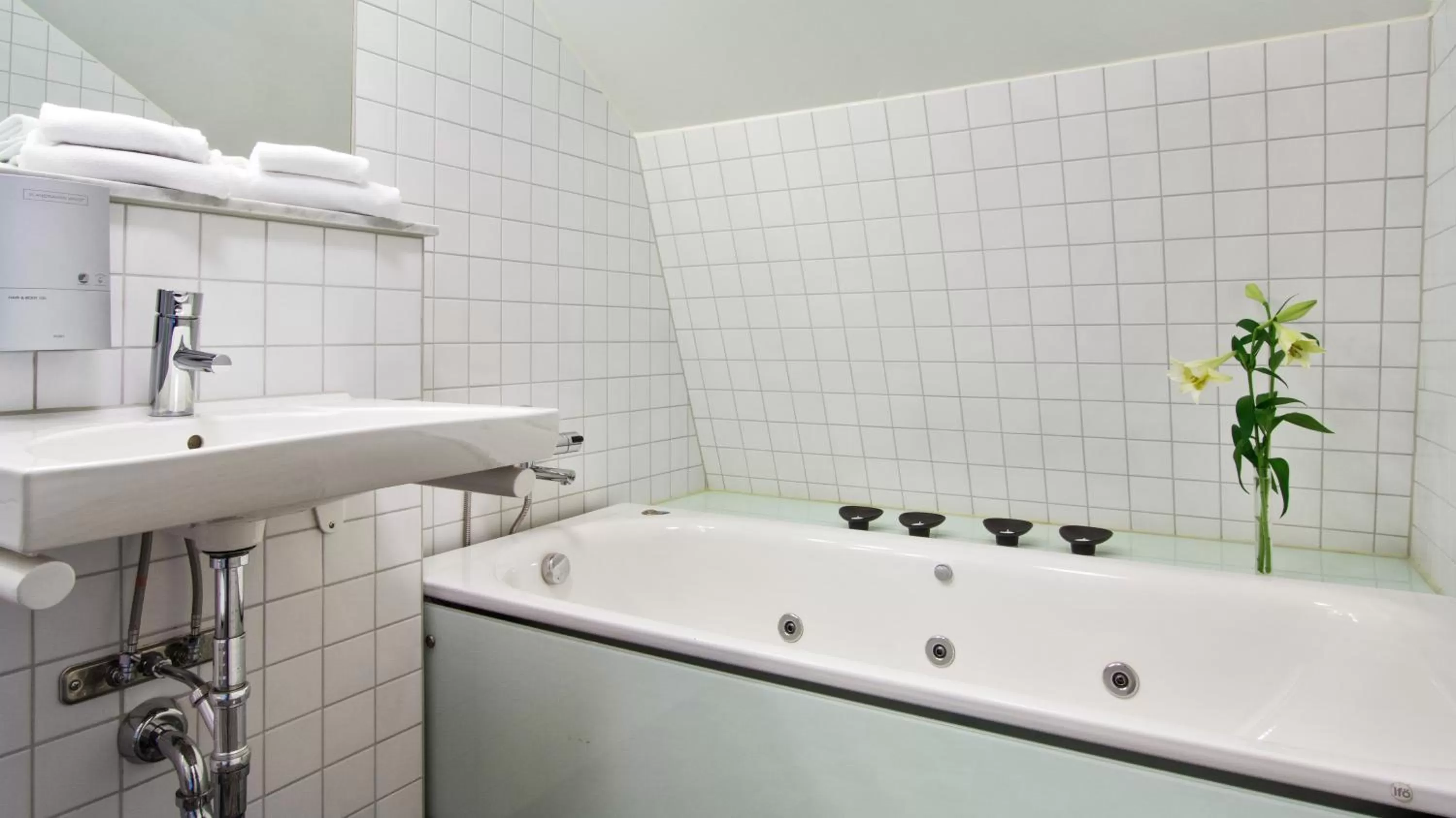 Shower in Best Western Plus Kalmarsund Hotell