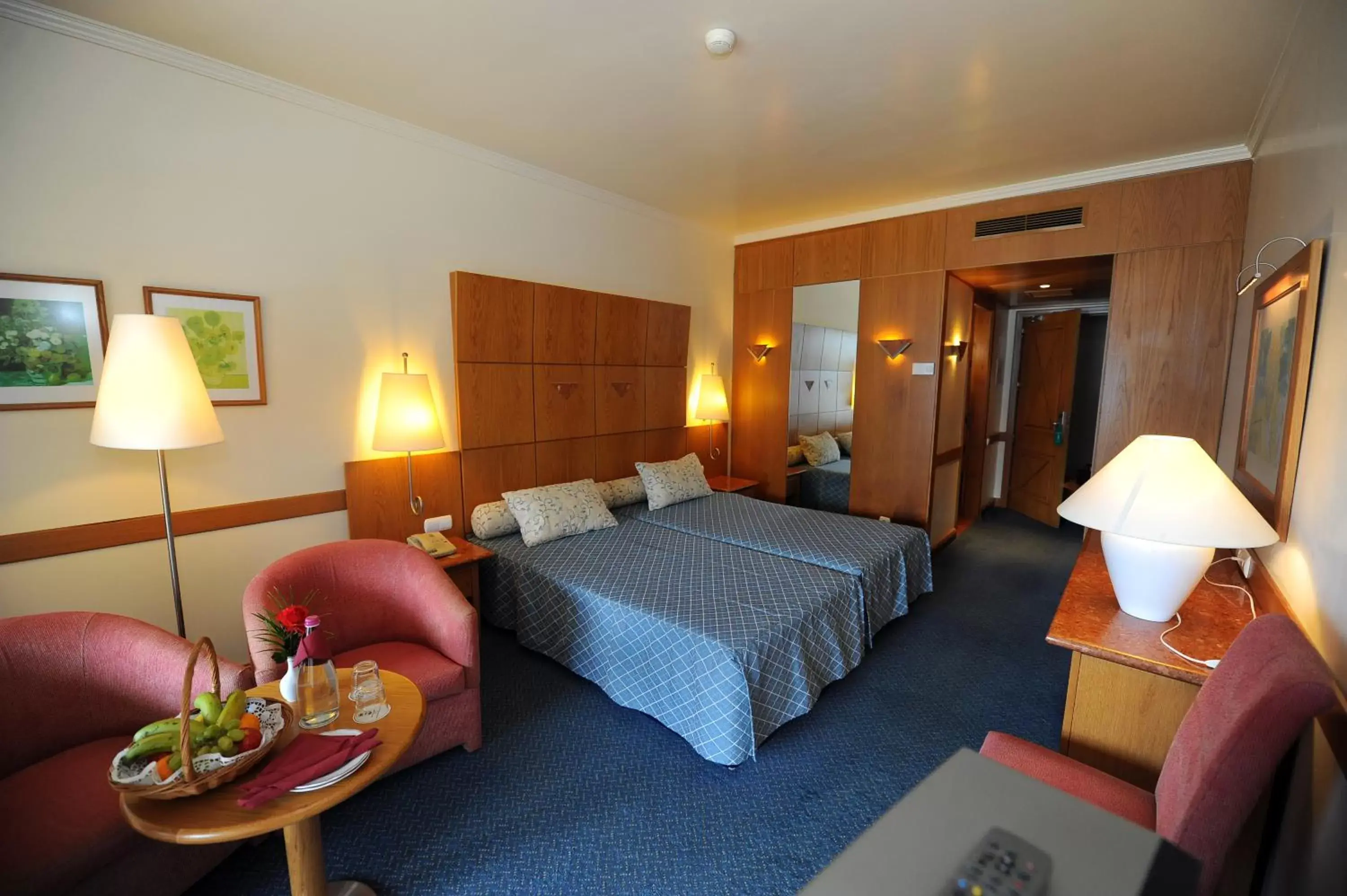 Bedroom, Bed in Monte Mar Palace Hotel Bedroom, Bed in Monte Mar Palace Hotel