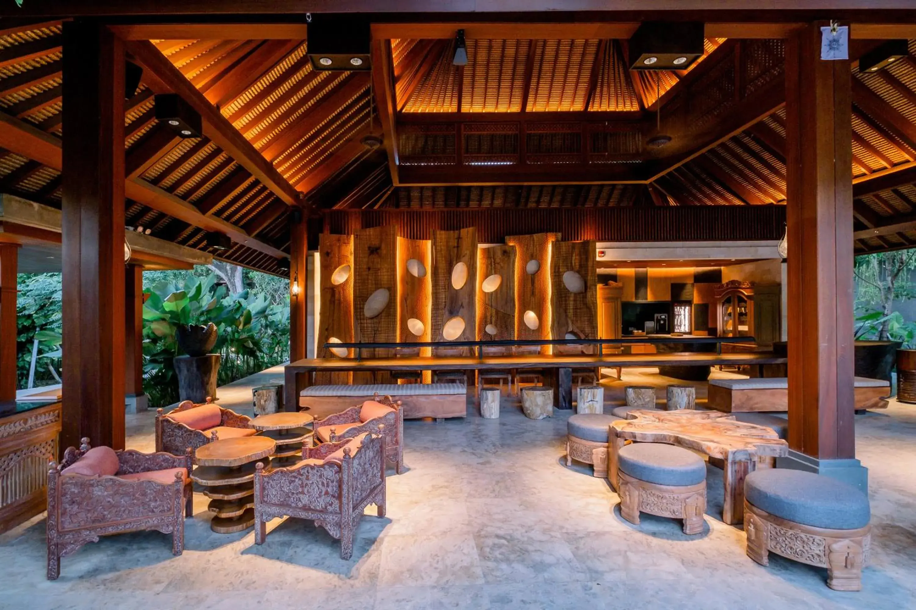 Lounge or bar in Andaz Bali - a Concept by Hyatt