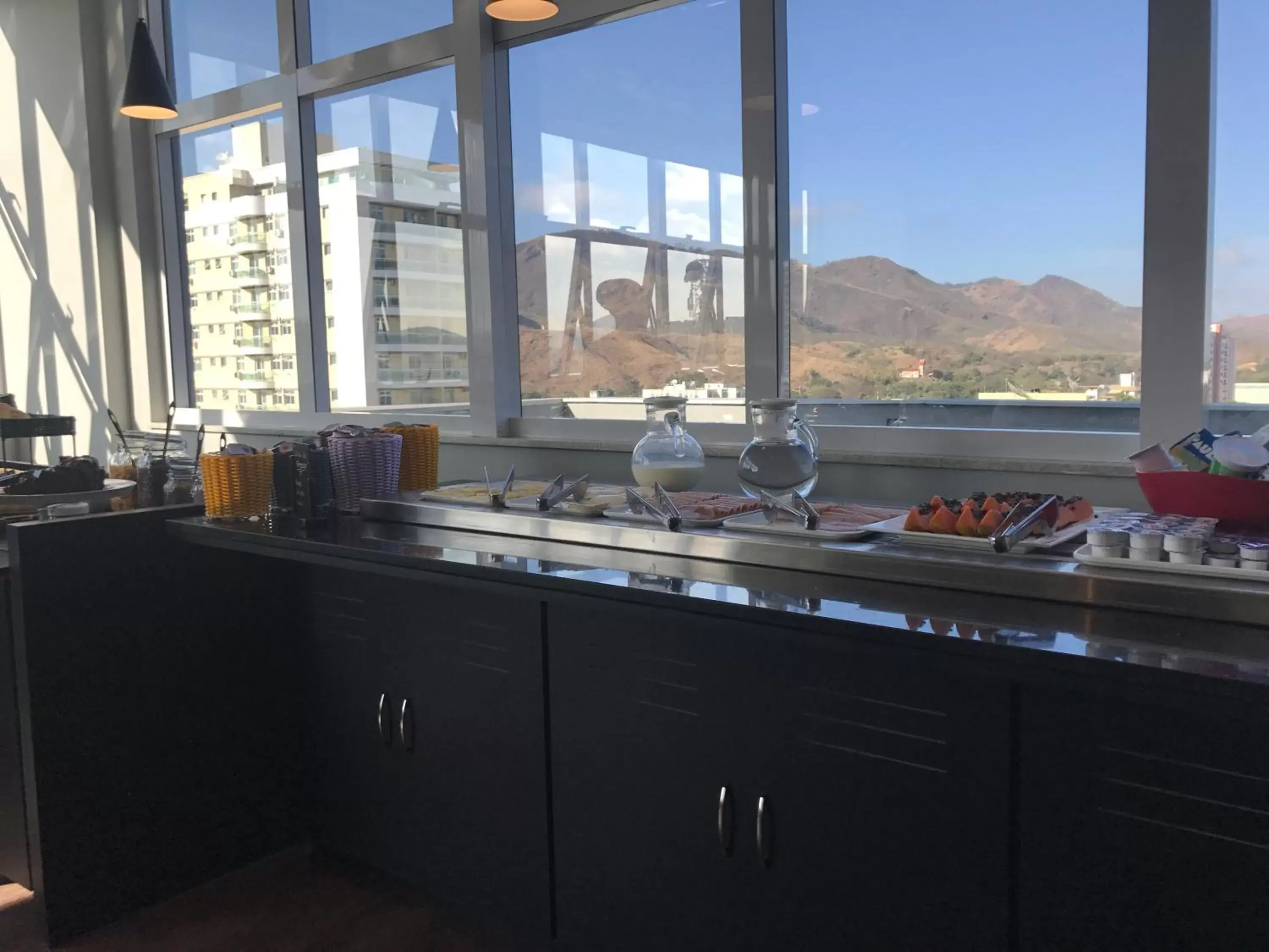 Breakfast, Kitchen/Kitchenette in ibis Styles Tres Rios