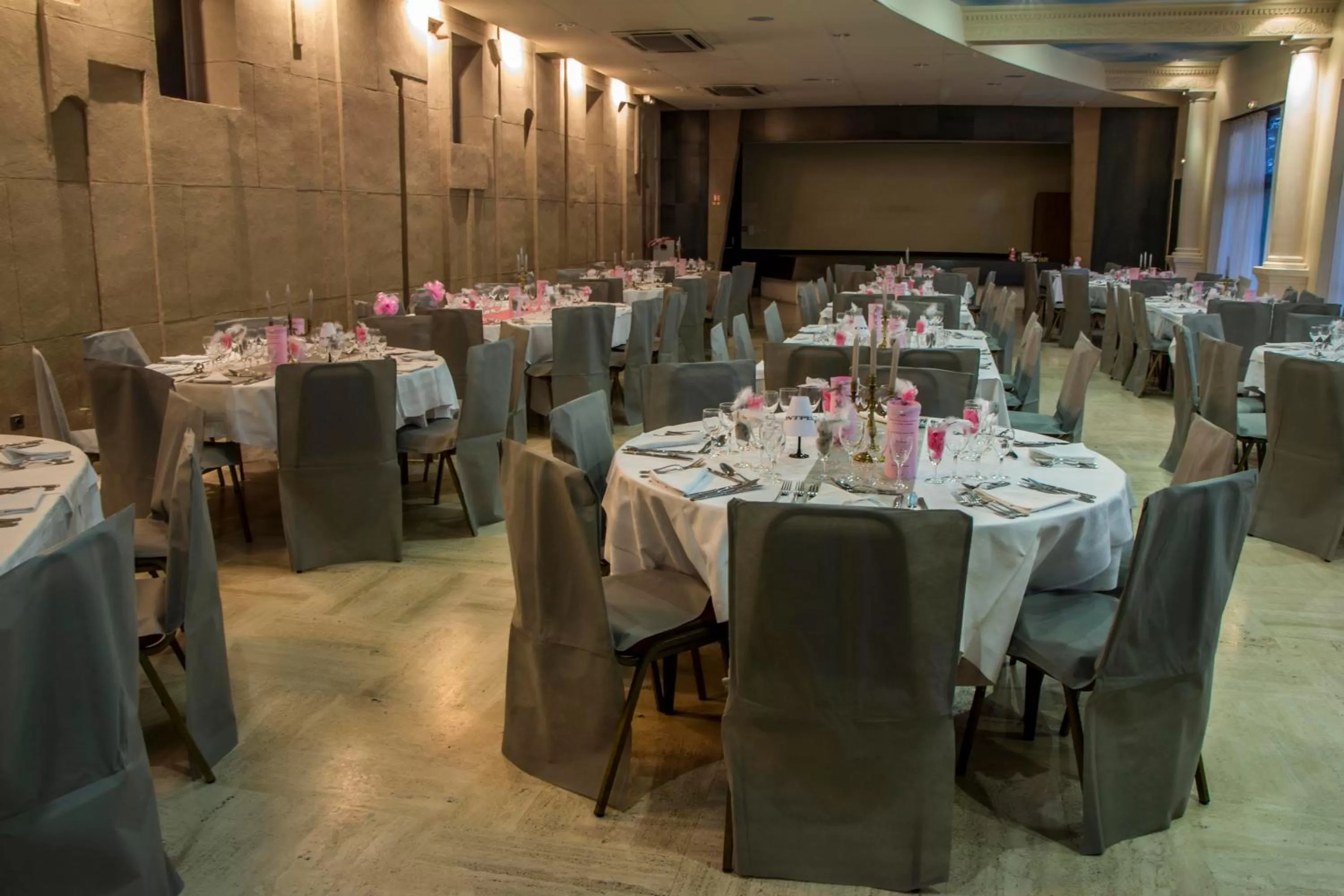 Banquet/Function facilities in authentic by balladins – Rodez / Le Ségala