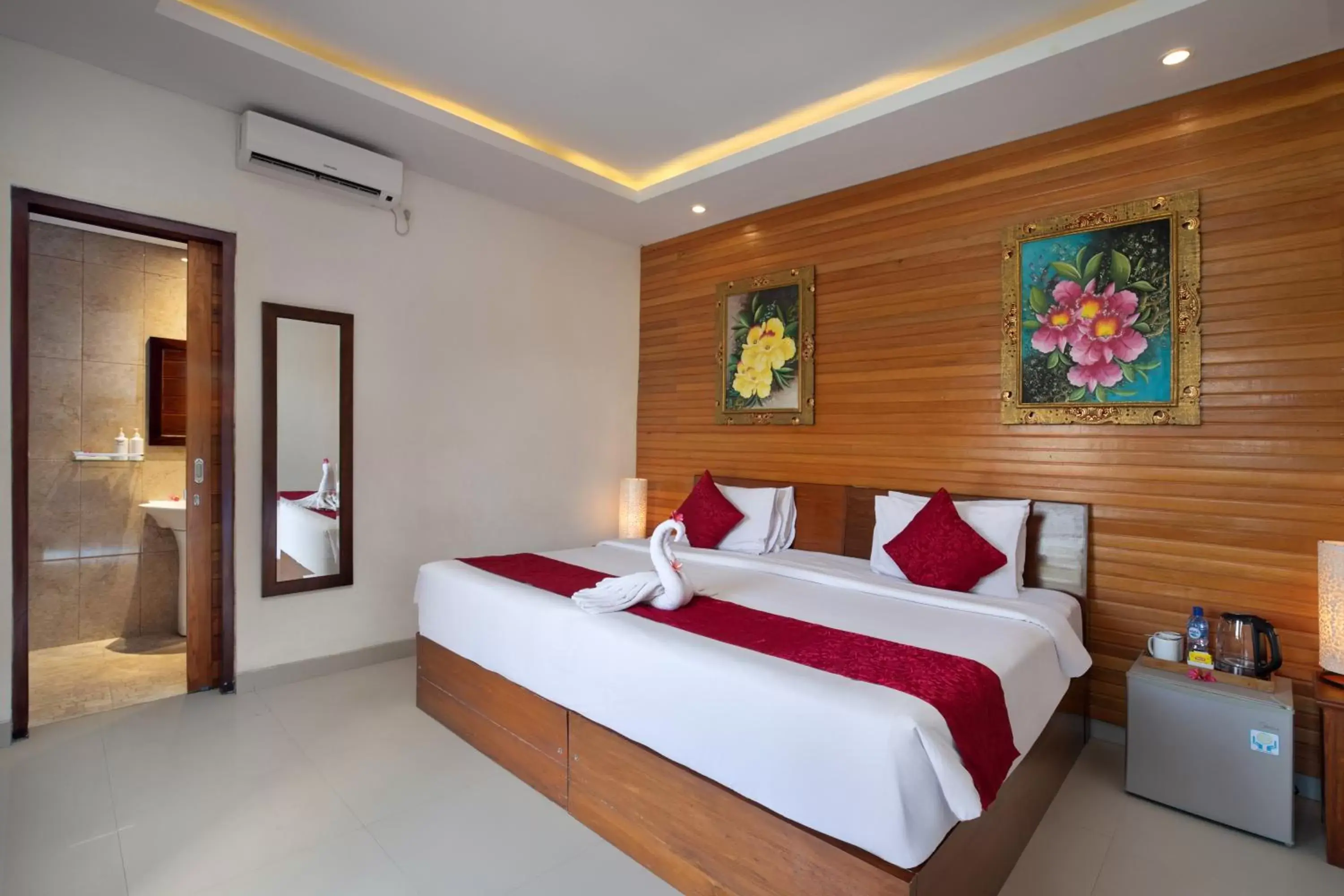 Deluxe Double or Twin Room with Pool View - Free Shuttle to Harbor in Hotel Arsa Santhi Nusa Penida Deluxe Double or Twin Room with Pool View - Free Shuttle to Harbor in Hotel Arsa Santhi Nusa Penida
