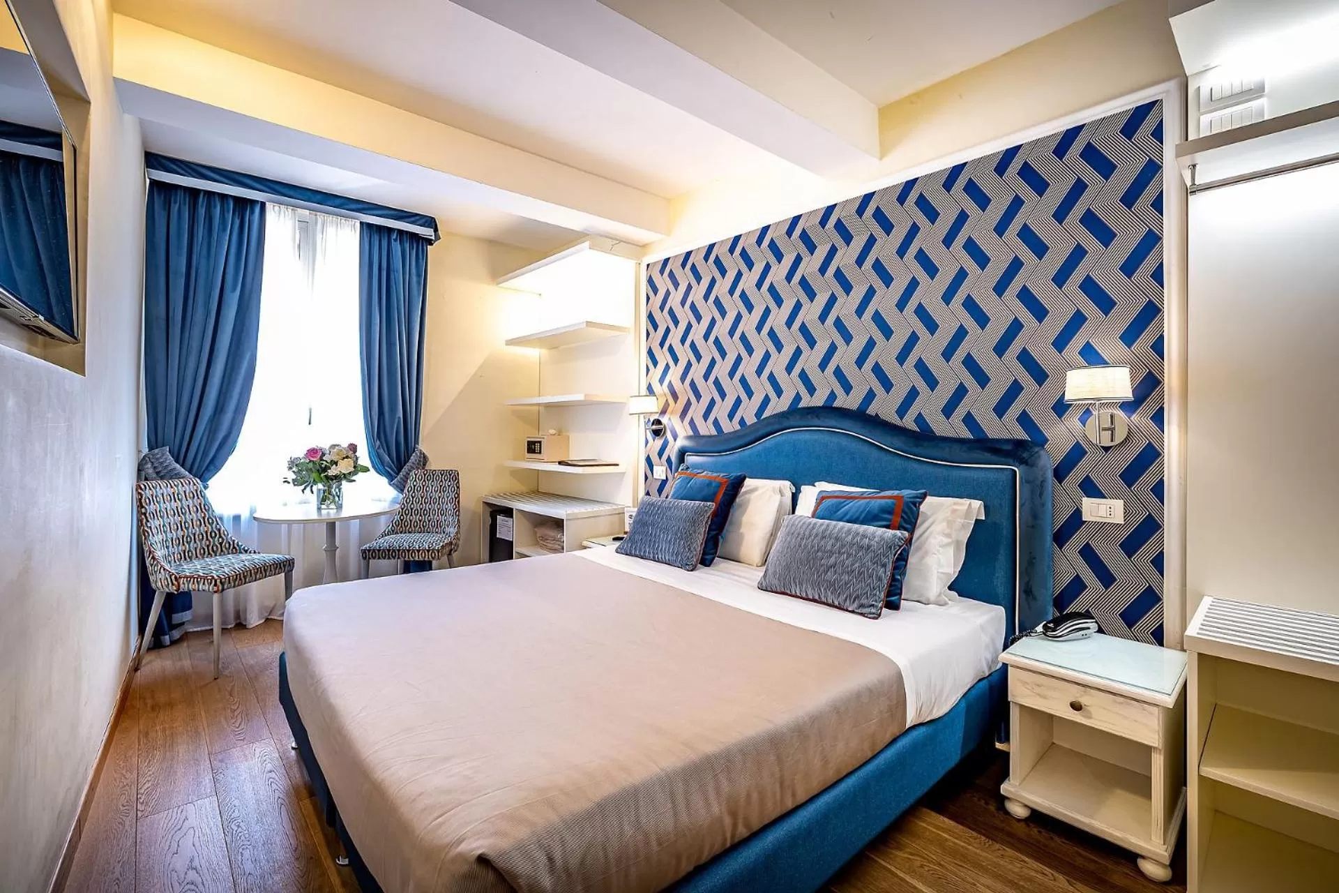 Bedroom, Bed in Hotel La Scaletta al Ponte Vecchio