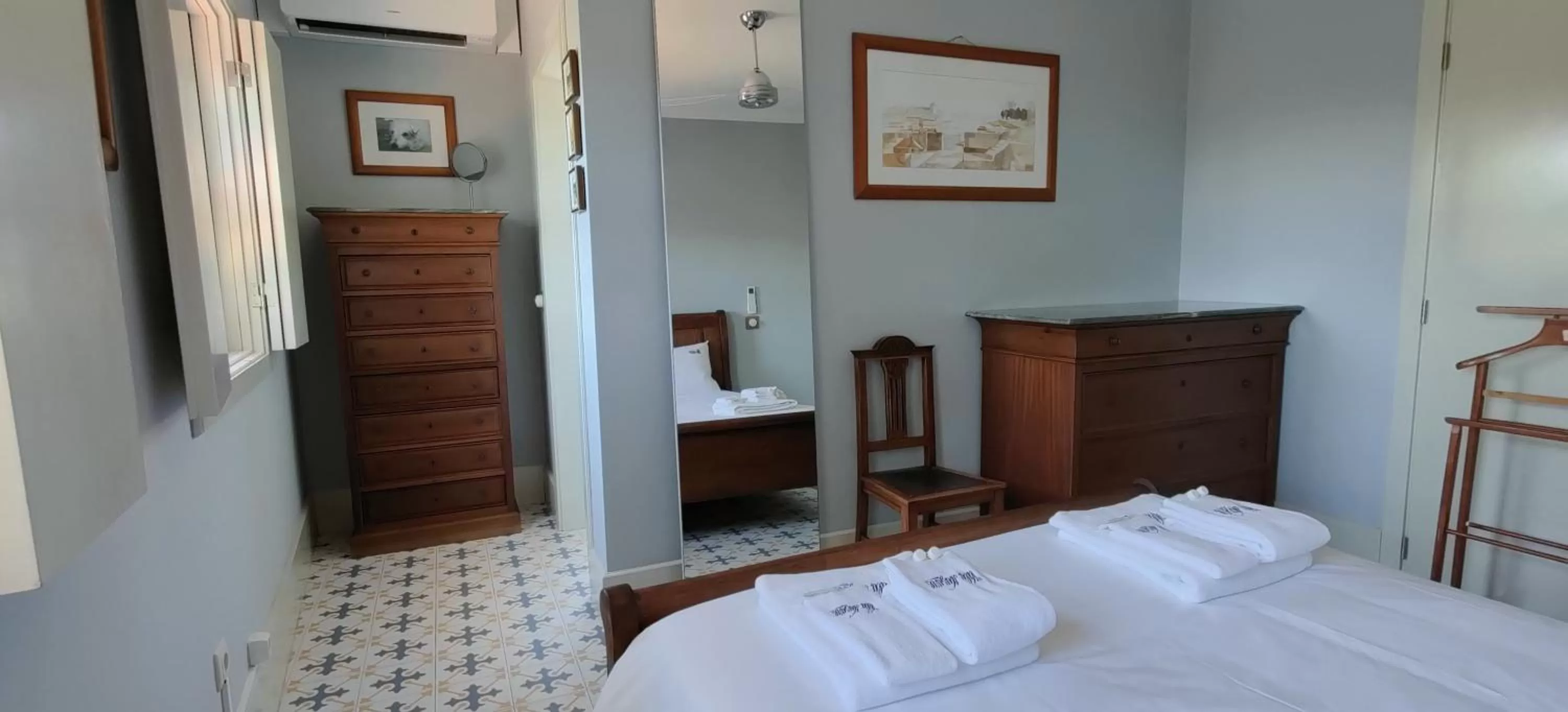 Bedroom, Bed in Vila Nazaré